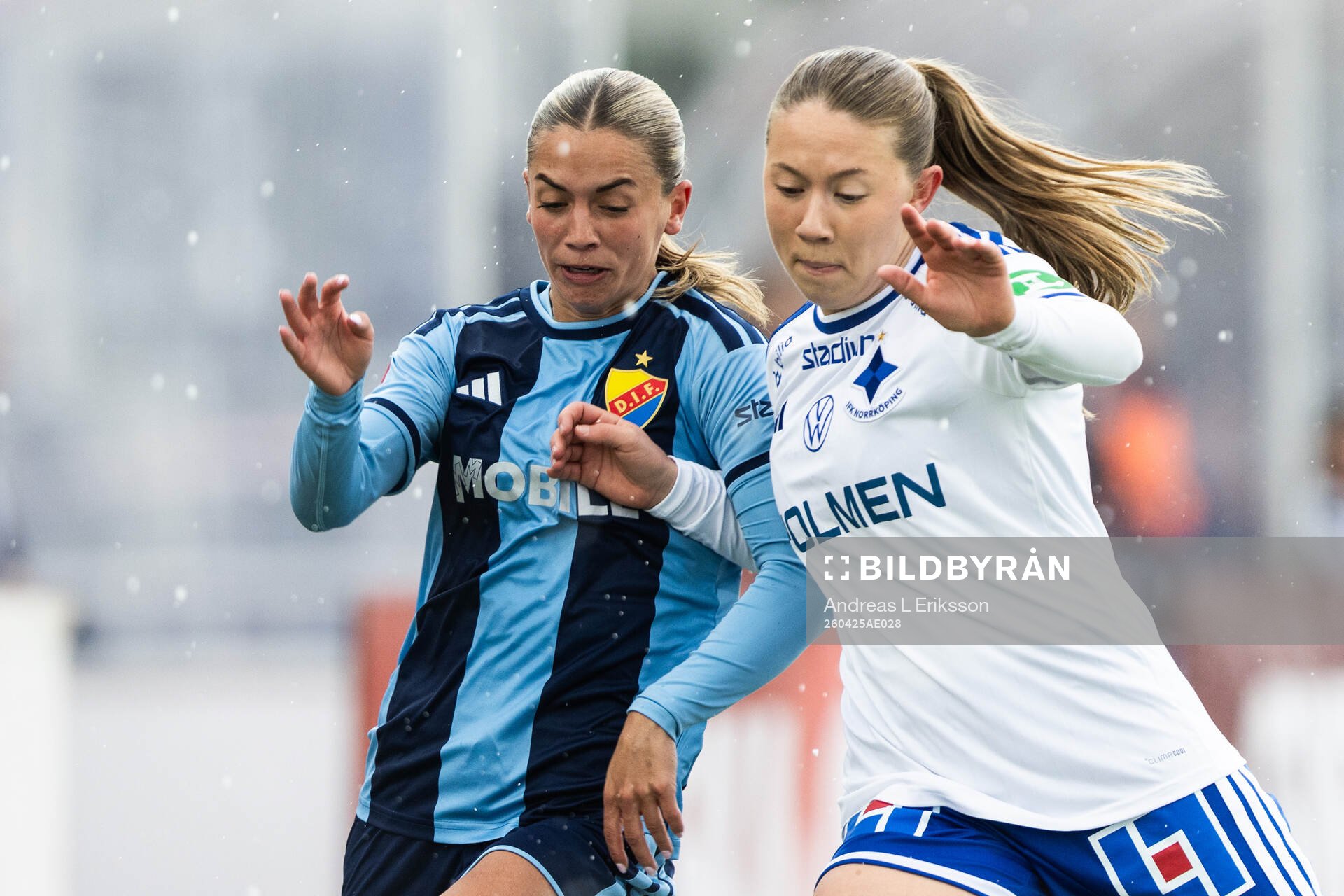 Djurgårdens Johanna Renmark och IFK Norrköpings Paula