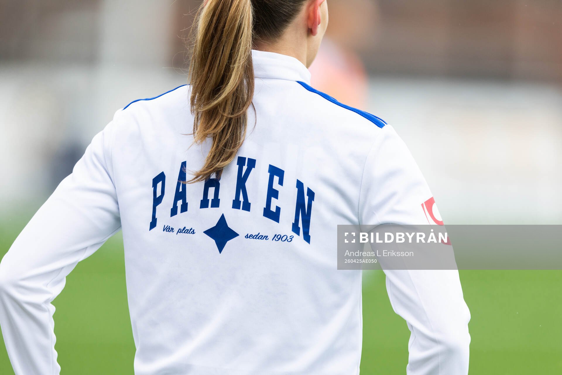 Ryggen på en spelare från IFK Norrköpings