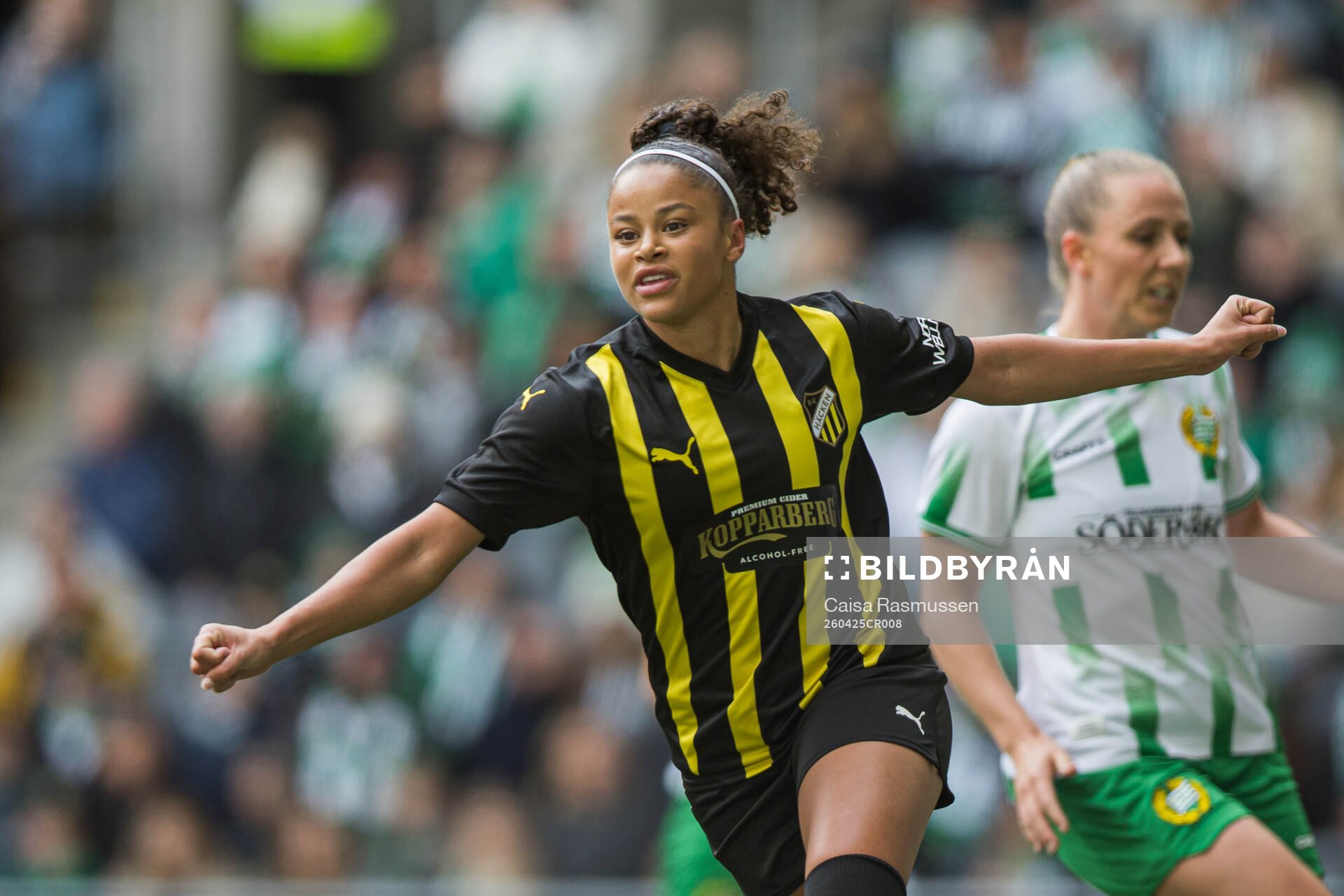 Felicia Schröder of Häcken celebrates the 0-1 goal