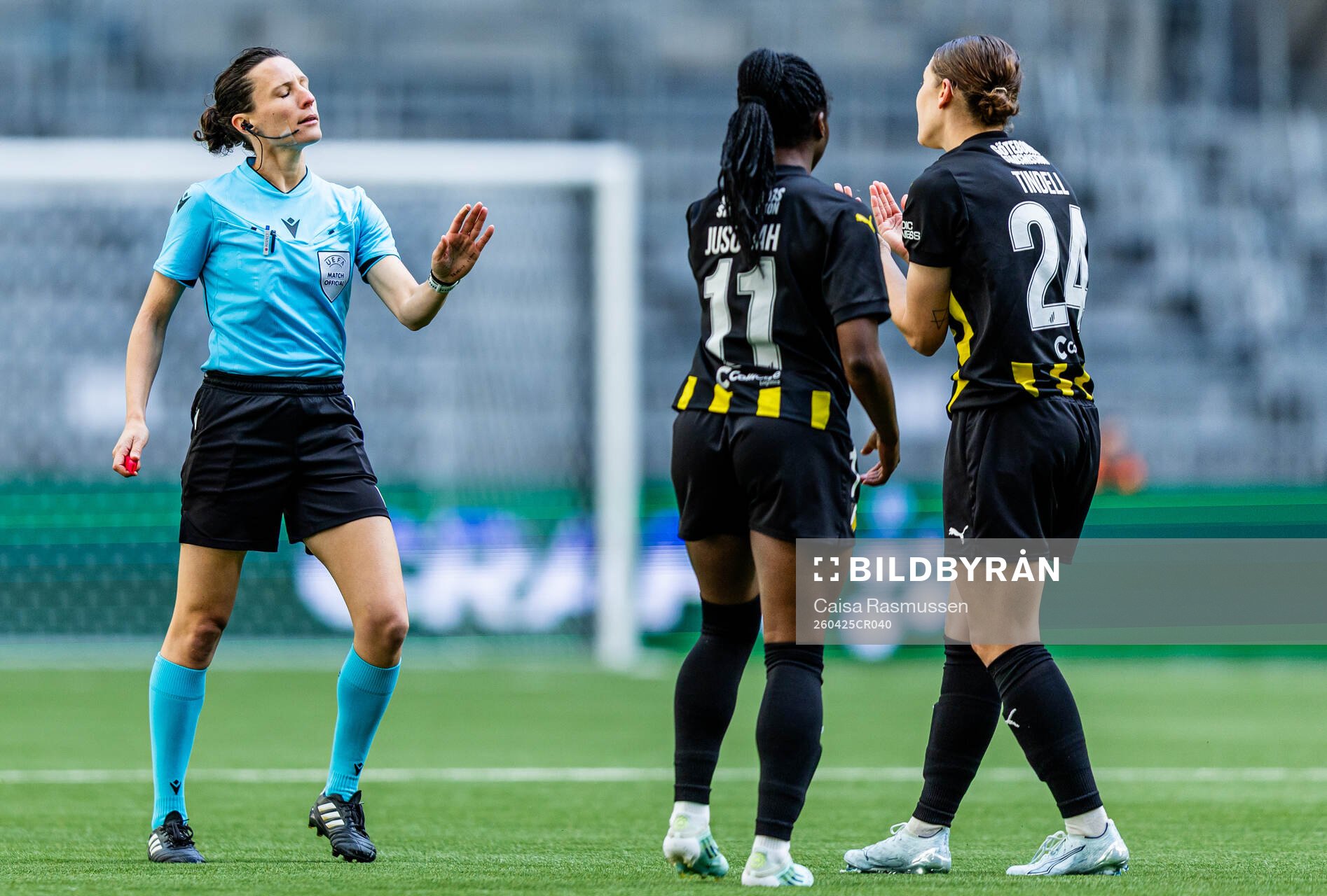 Referee Silvia Gasperotti talking to Monica Jusu Bah and