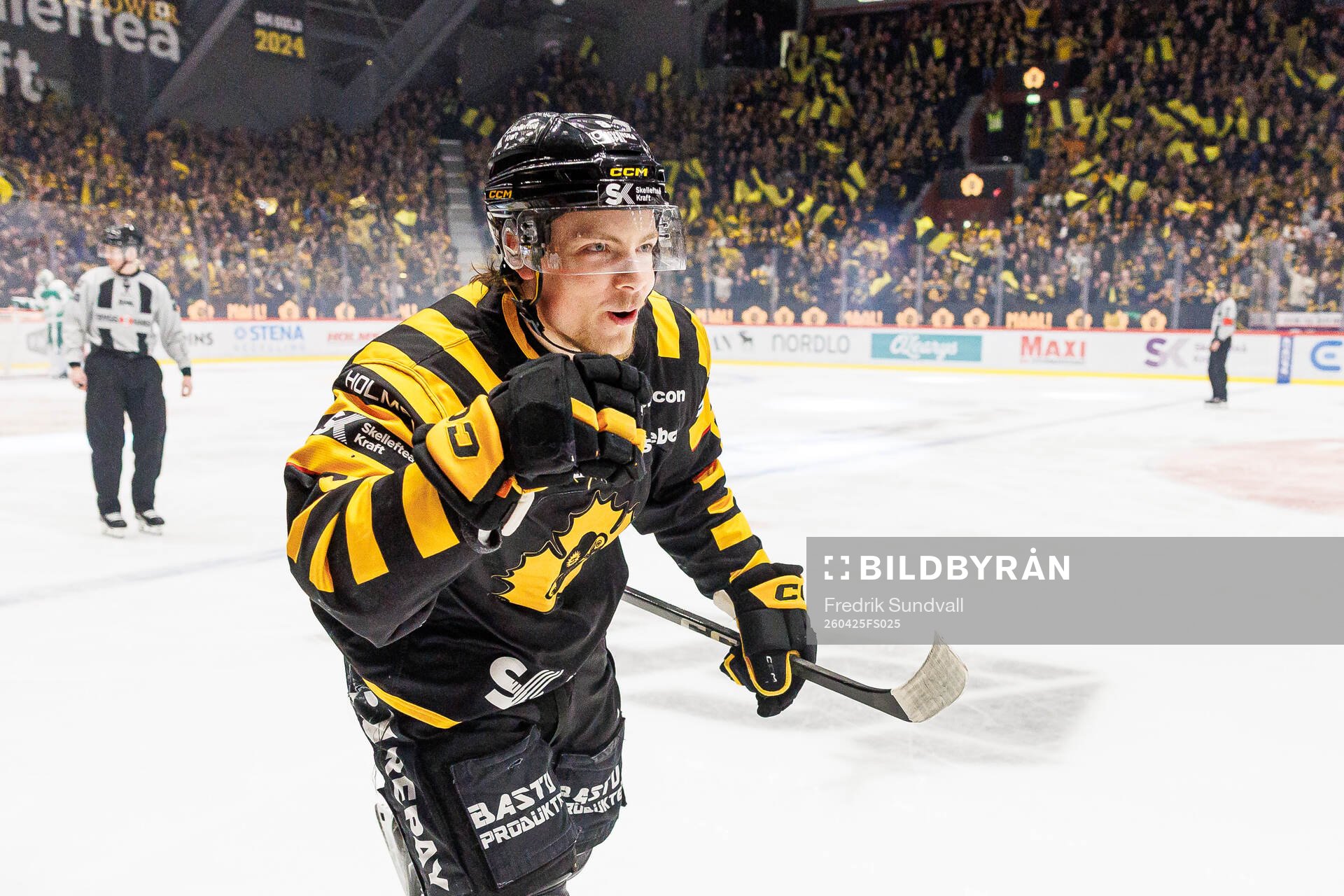 Skellefteås Victor Stjernborg jublar