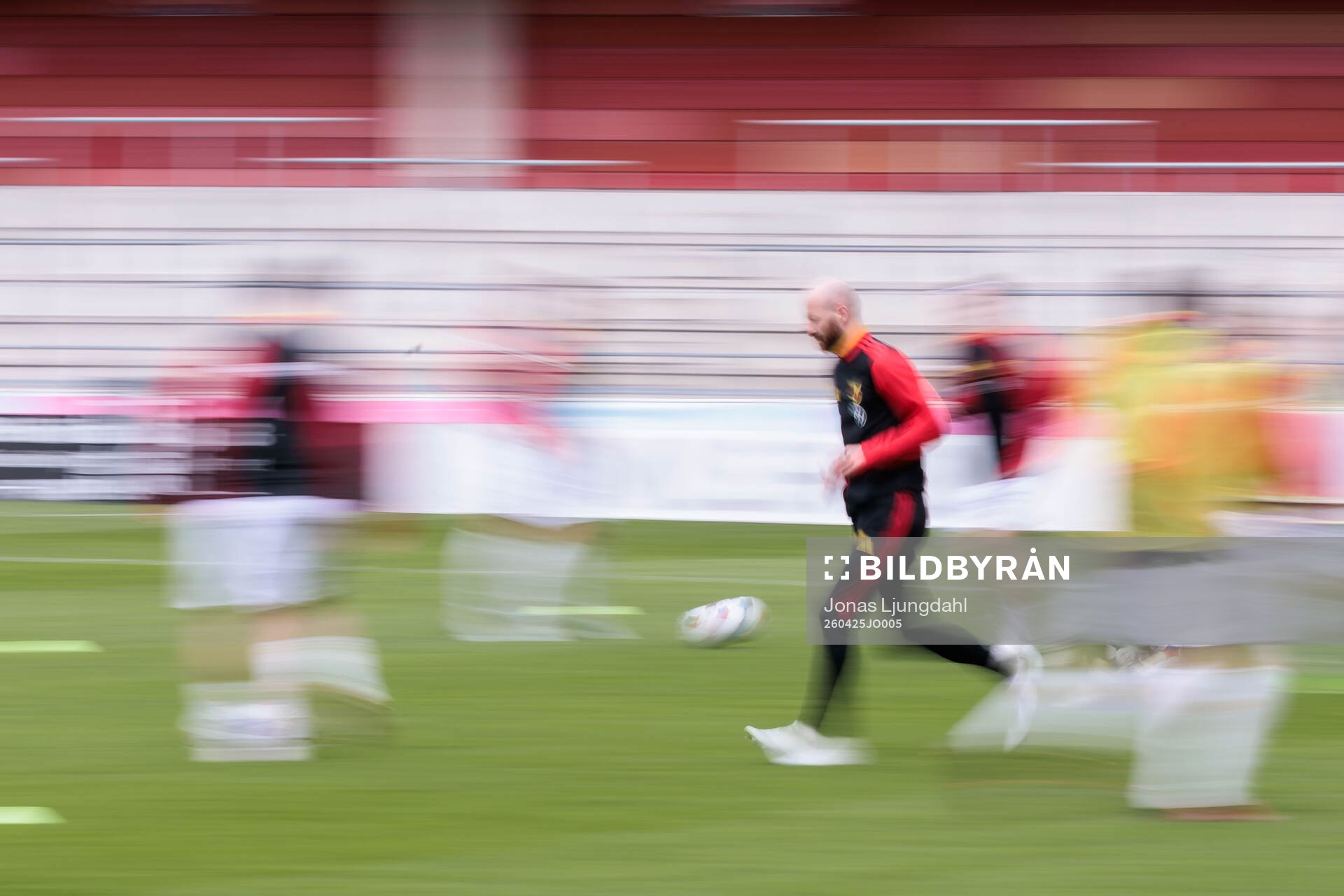 Östersunds spelare värmer upp