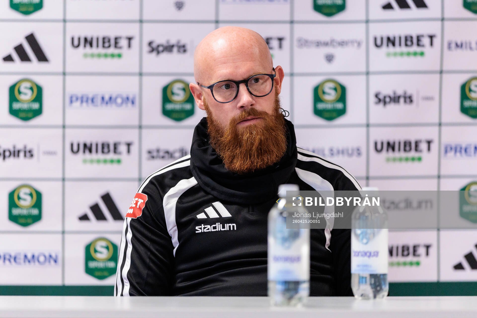 Östers tränare Max Mölder på presskonferens