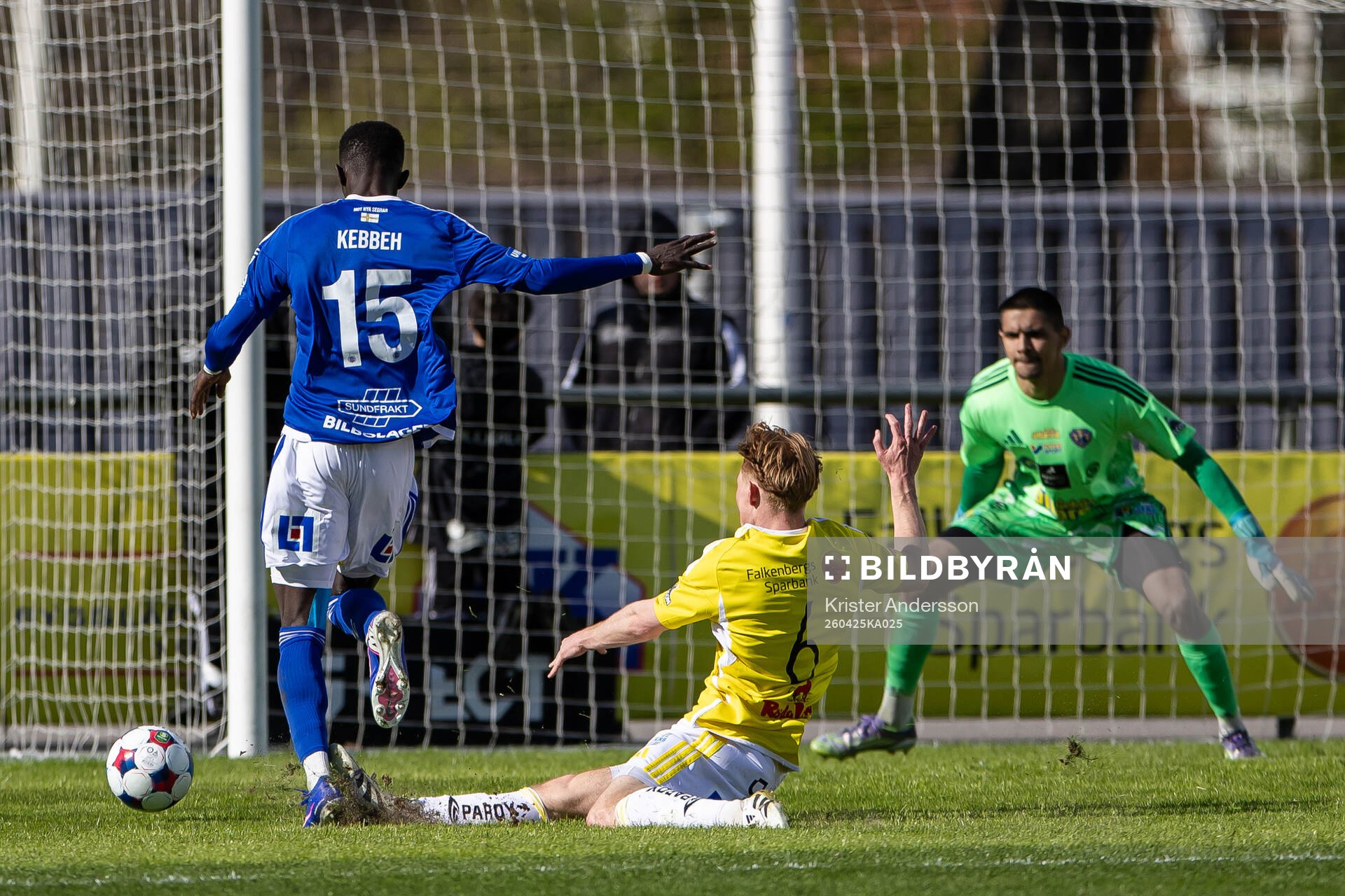 GIF Sundsvalls Suwaibou Kebbeh och Falkenbergs Linus