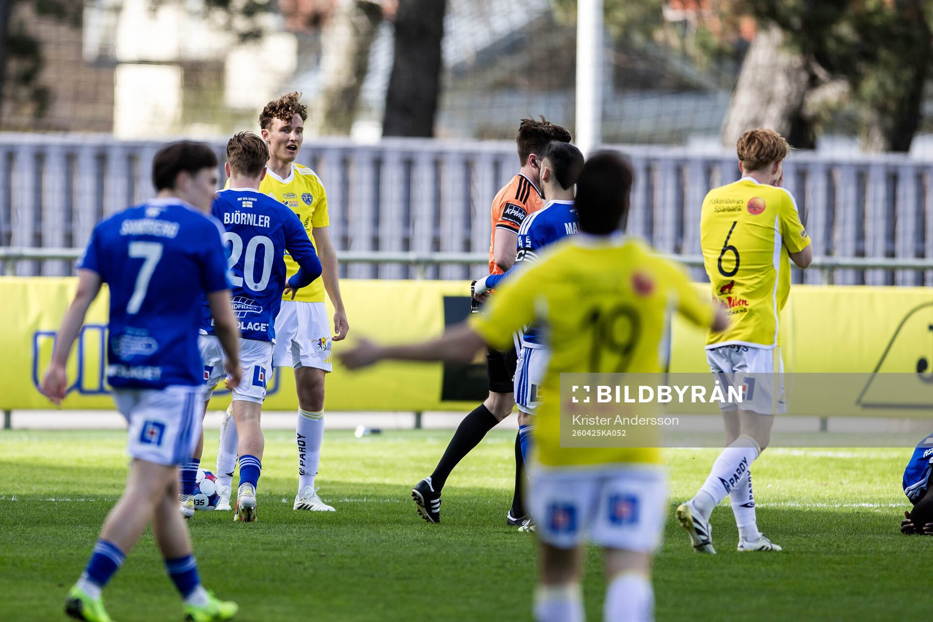 Falkenbergs Alexander Salo får rött kort