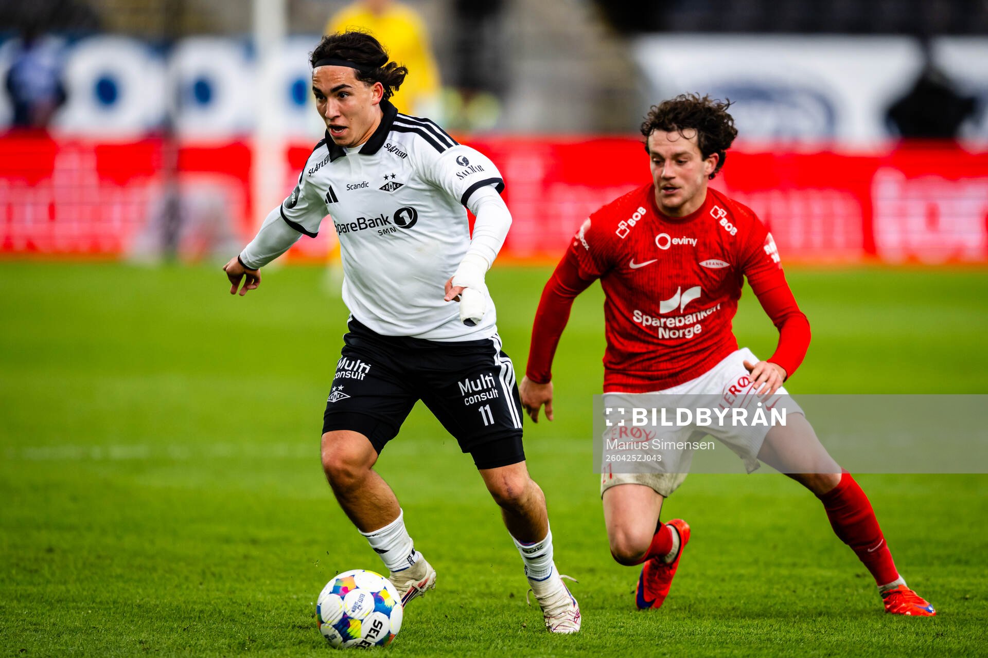 Noah Sahsah of Rosenborg and Denzel De Roeve of Brann
