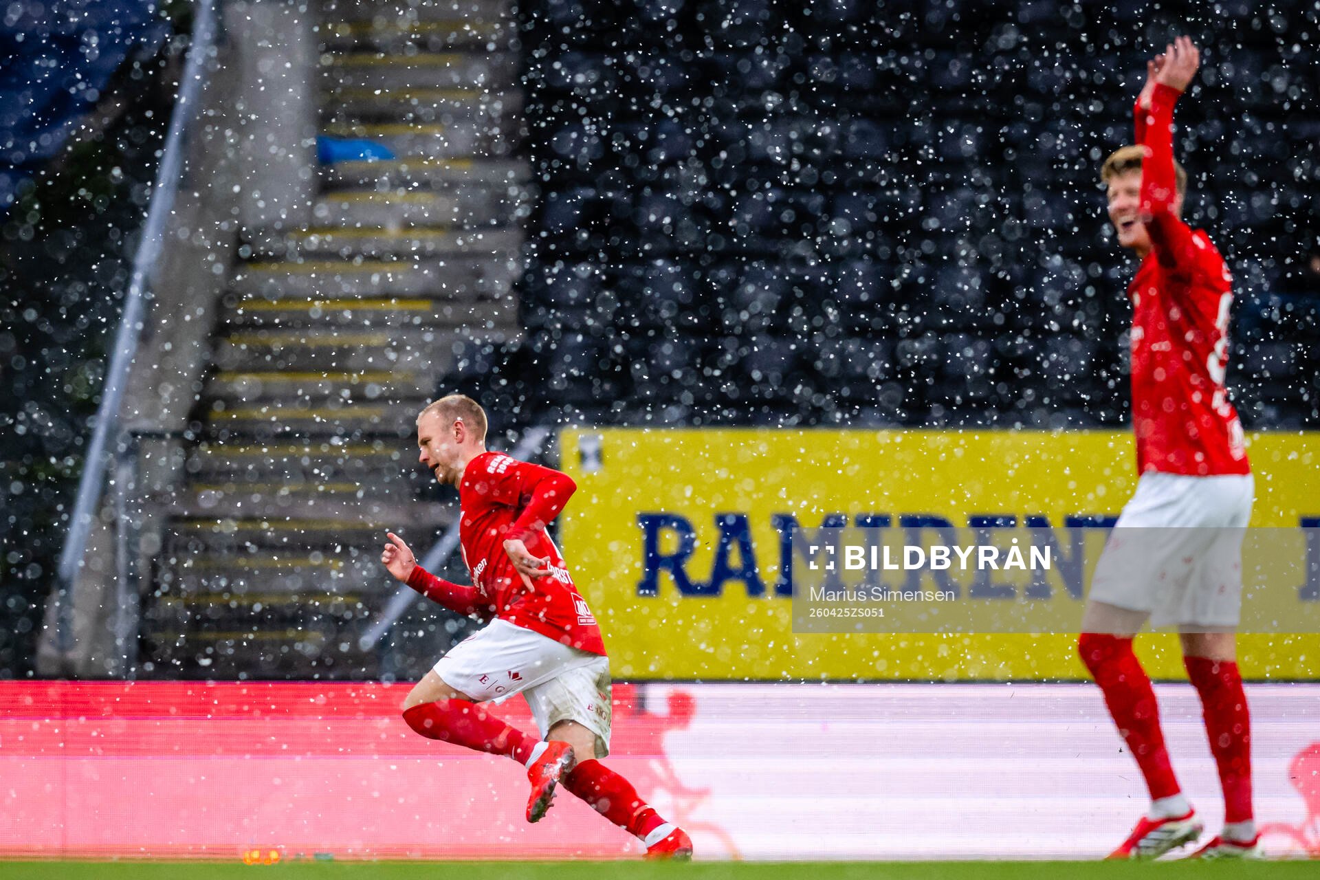 Jon Dagur Thorsteinsson of Brann celebrates
