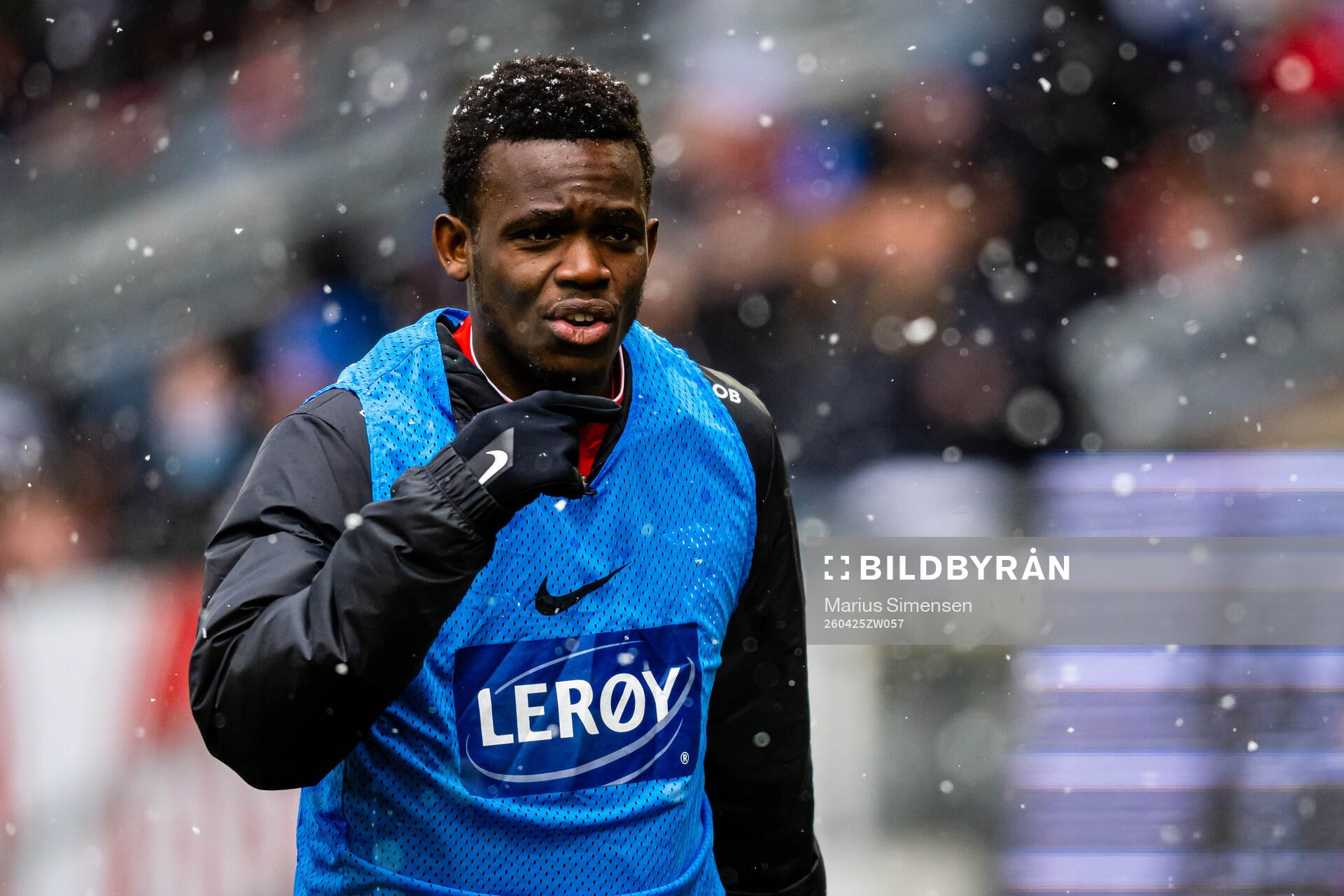 Rabbi Matondo of Brann warms up