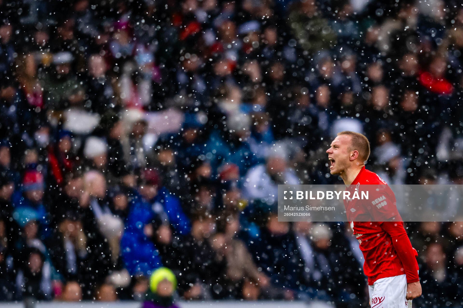Jon Dagur Thorsteinsson of Brann celebrates