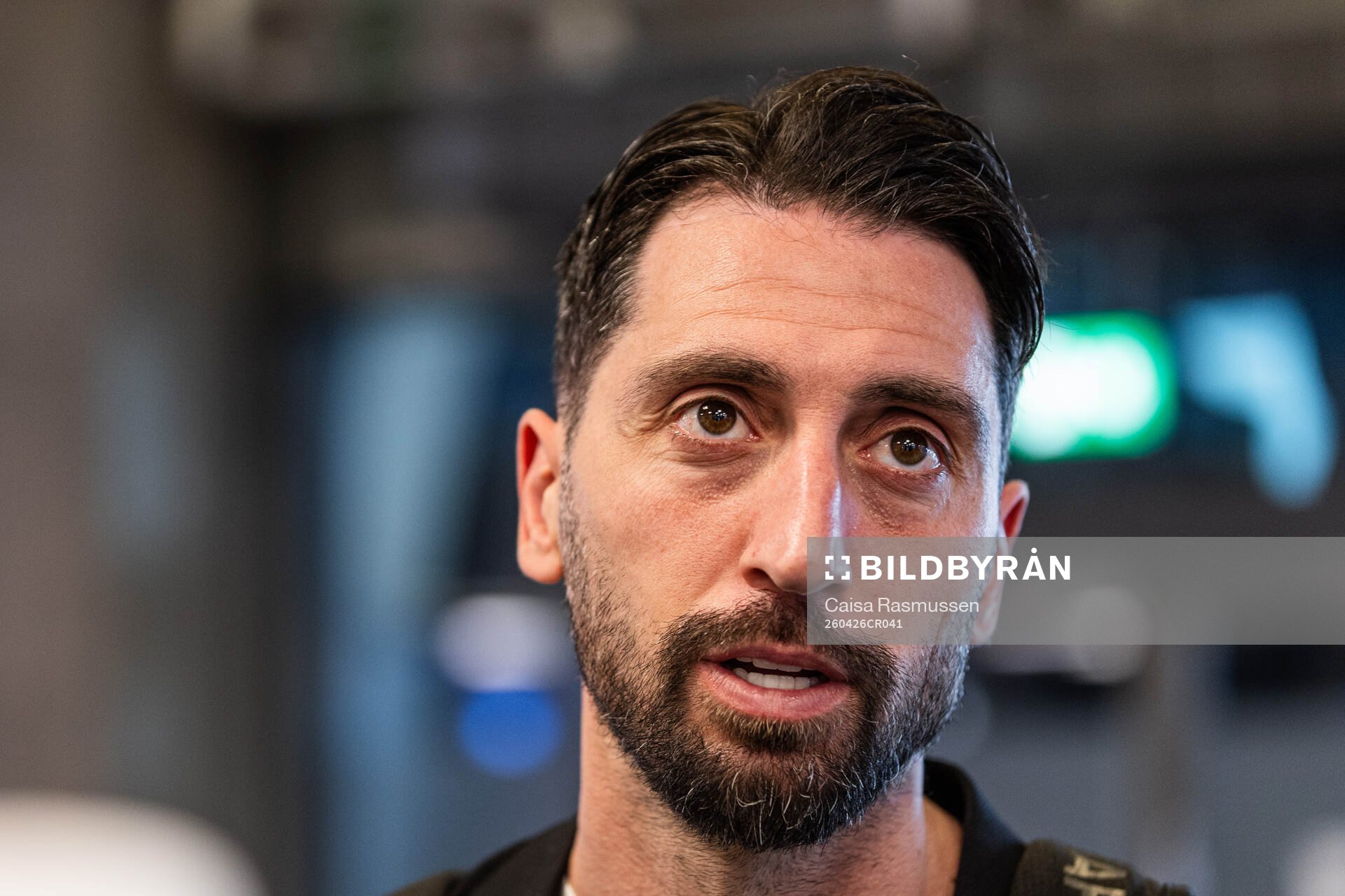 Hammarbys Nahir Besara i mixade zonen