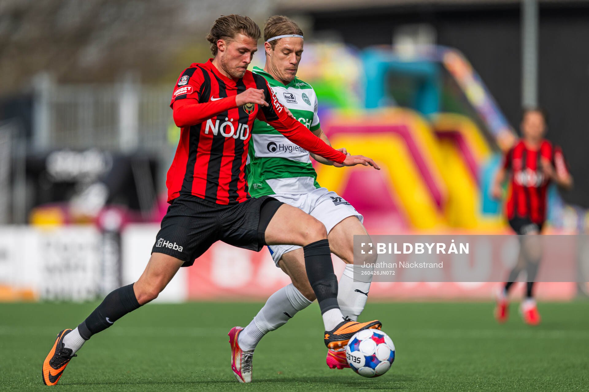 Brommapojkarnas Lukas Björklund och Västerås Herman