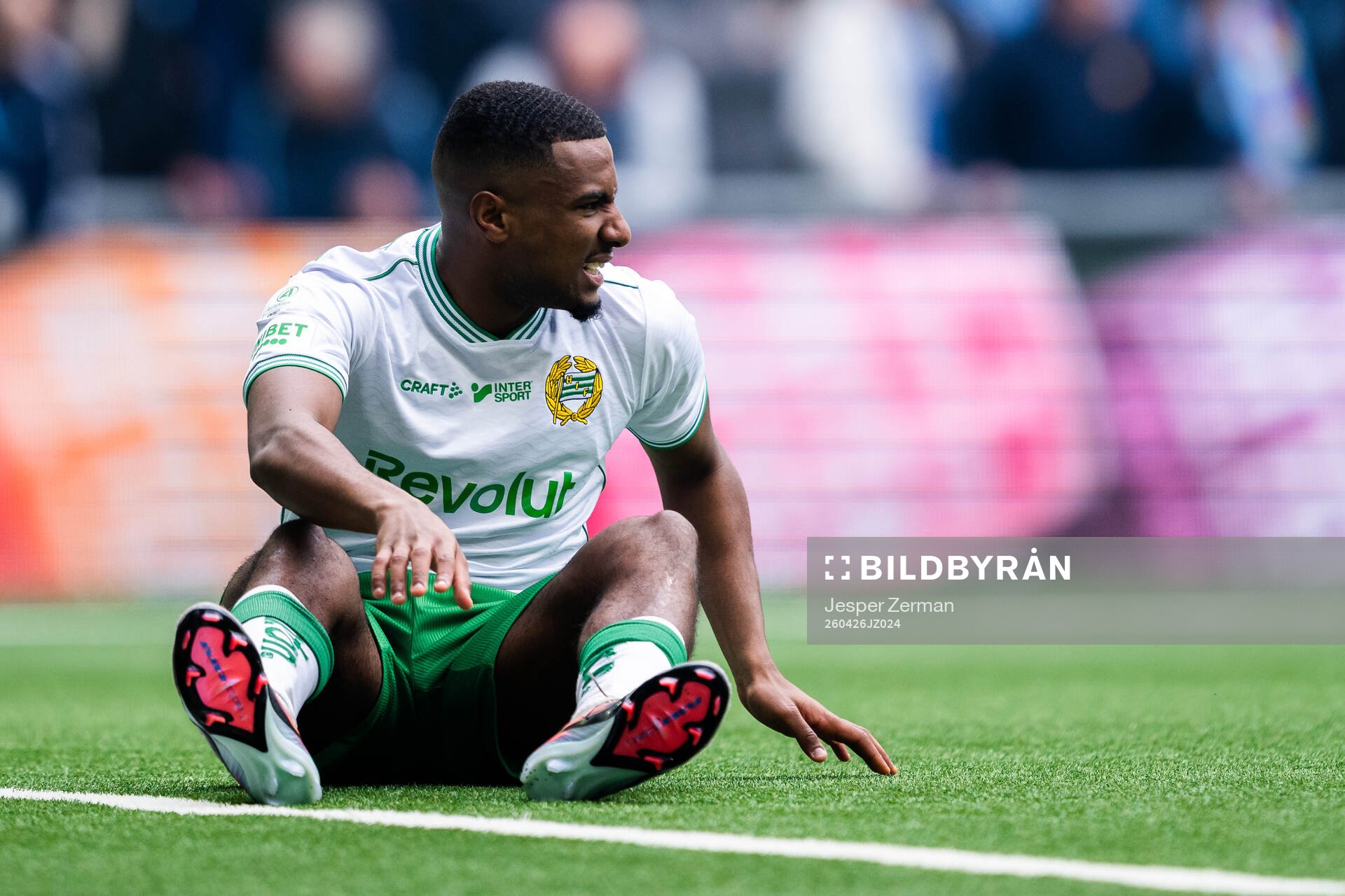 Hammarbys Paulos Abraham har ont