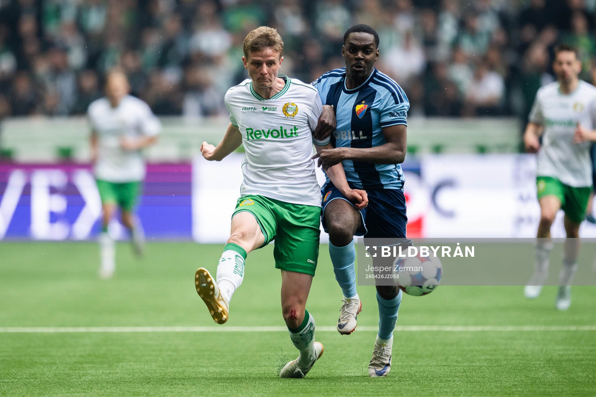 Hammarbys Frederik Winther och Djurgårdens Joel Asoro