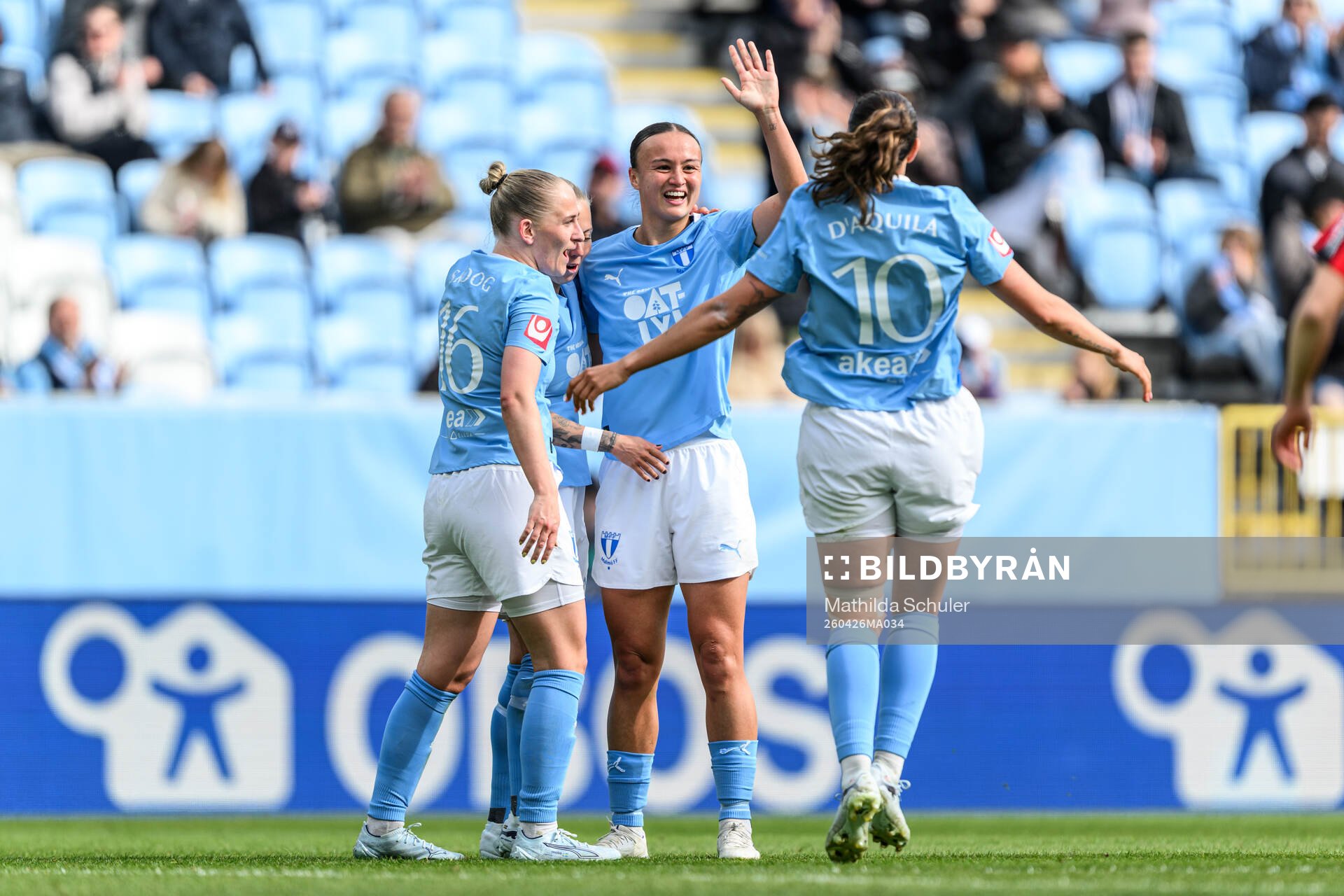 Malmö FFs Amy Sayer jublar
