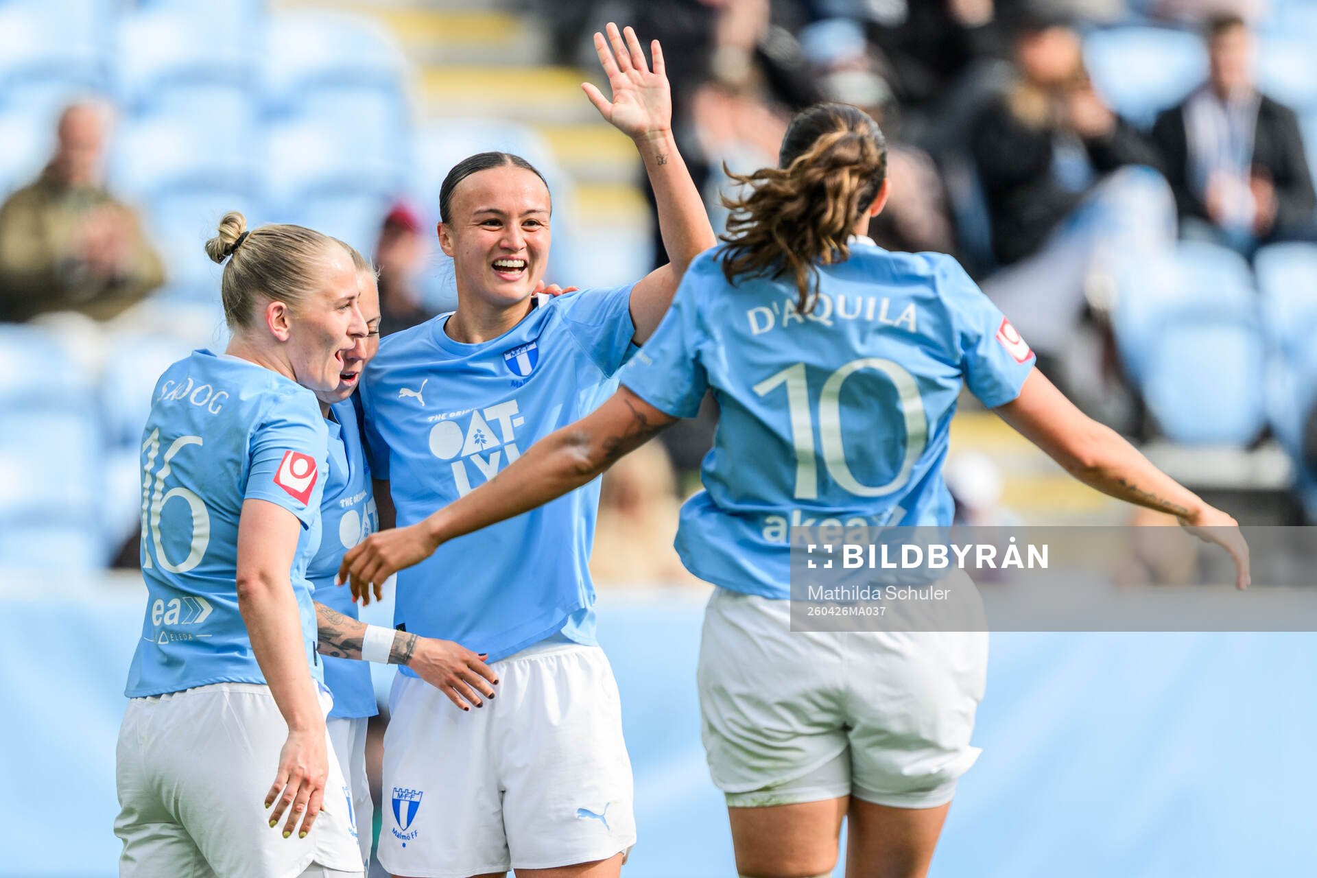 Malmö FFs Amy Sayer jublar