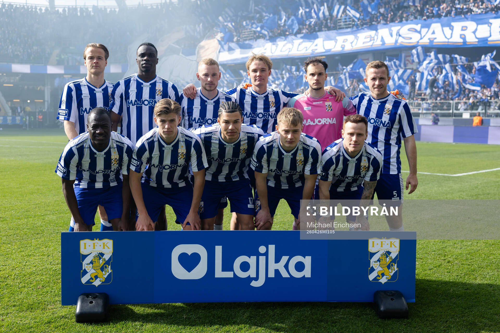 IFK Göteborgs startelva uppe fr.v. August Erlingmark,