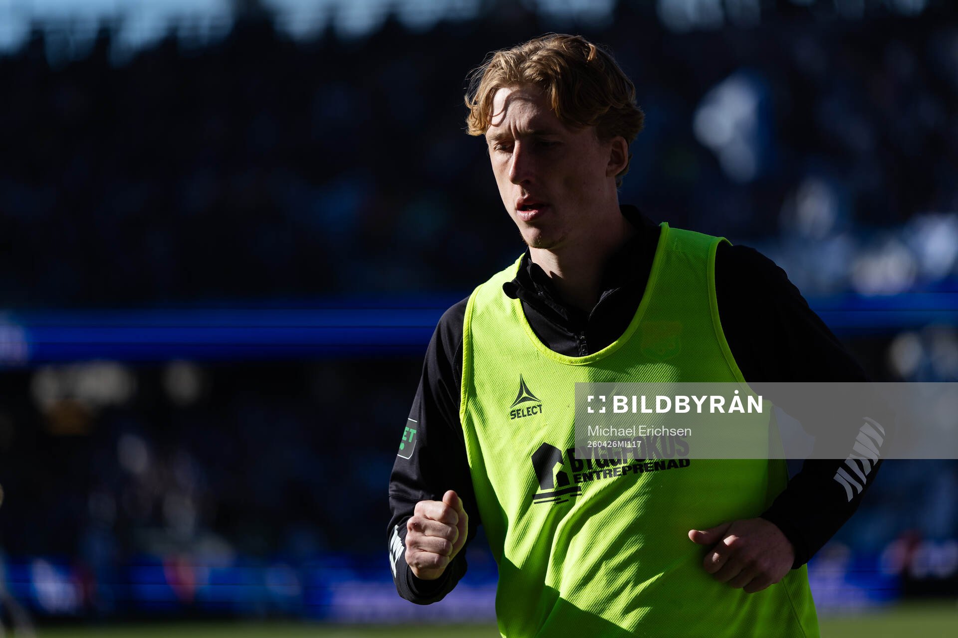 GAIS Filip Beckman värmer upp