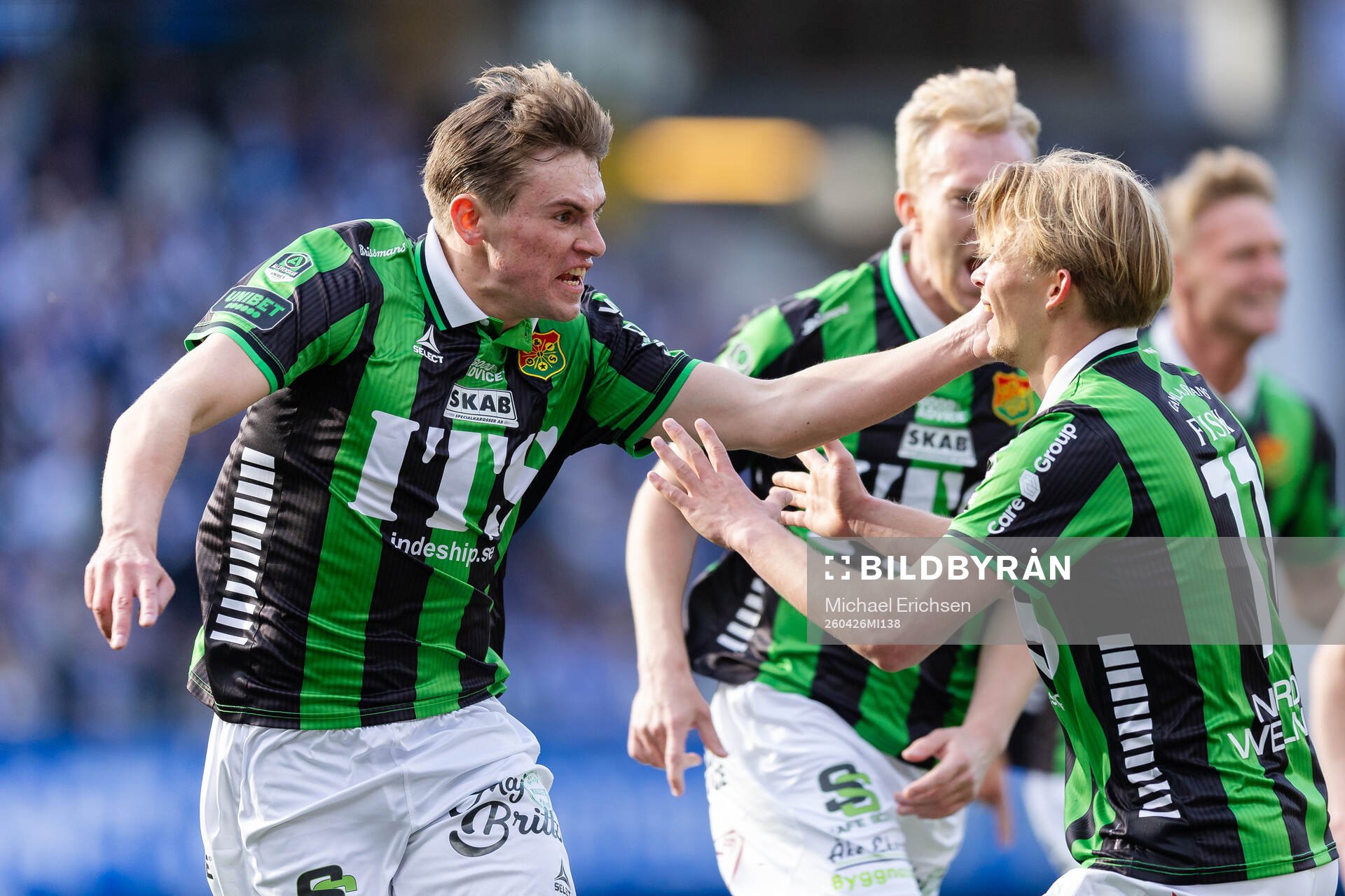 GAIS Max Andersson jublar ihop med Robert Frosti Thorkelsson