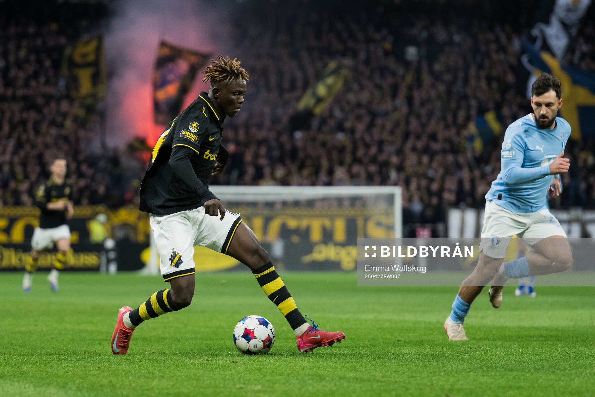 AIKs Zadok Yohanna och Malmö FFs Sead Haksabanovic