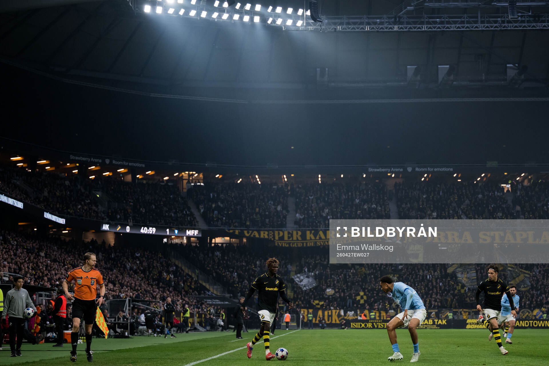 AIKs Zadok Yohanna och Malmö FFs  Theodor Lundbergh