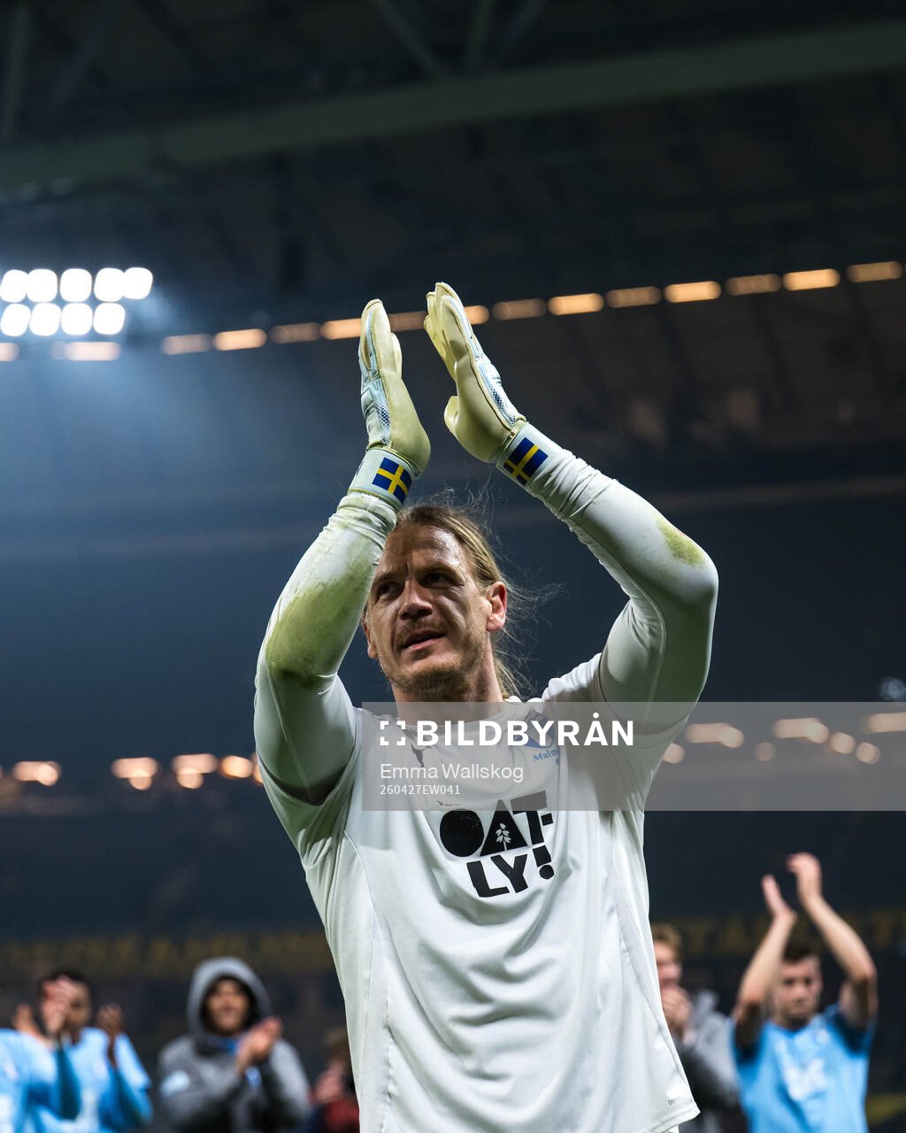 Malmö FFs målvakt Johan Dahlin jublar