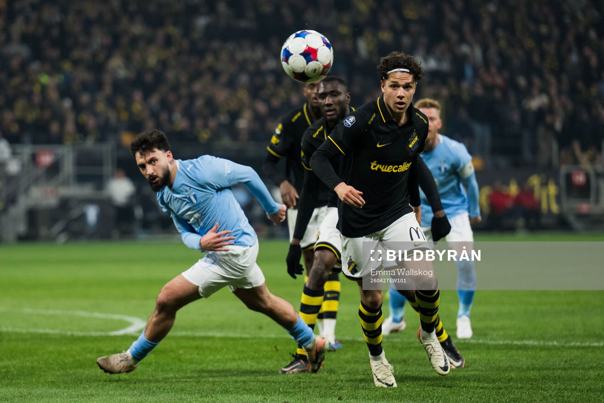 Malmö FFs Sead Haksabanovic och AIKs Charlie Pavey