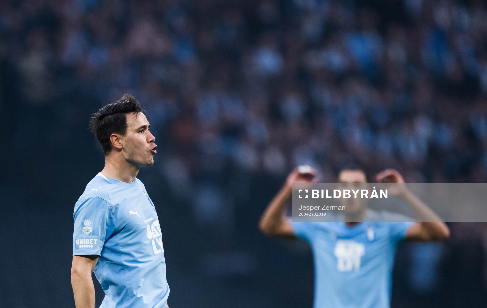 Malmö FFs Yanis Karabelyov reagerar