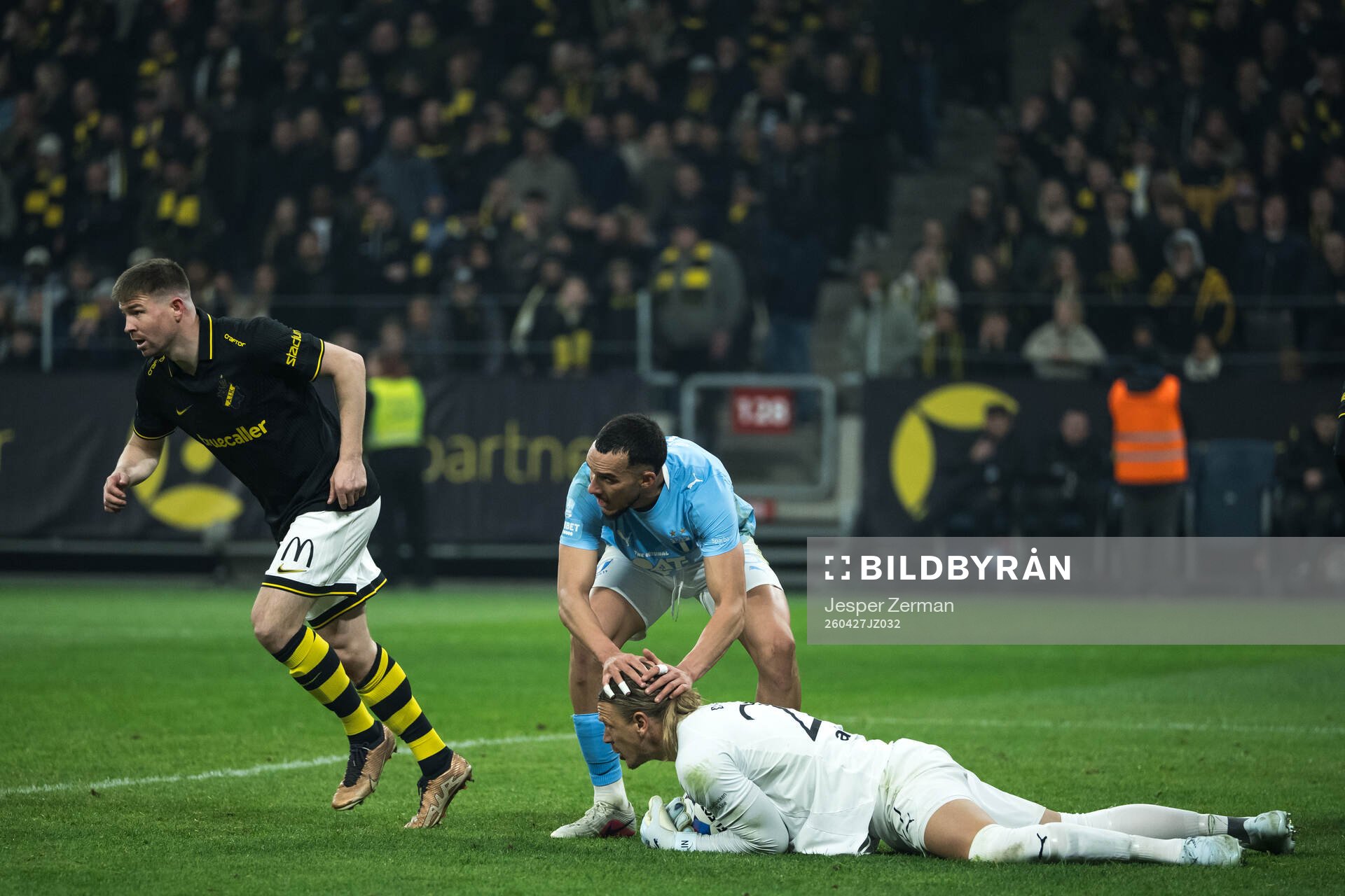 Malmö FFs Andrej Djuric och målvakt Johan Dahlin