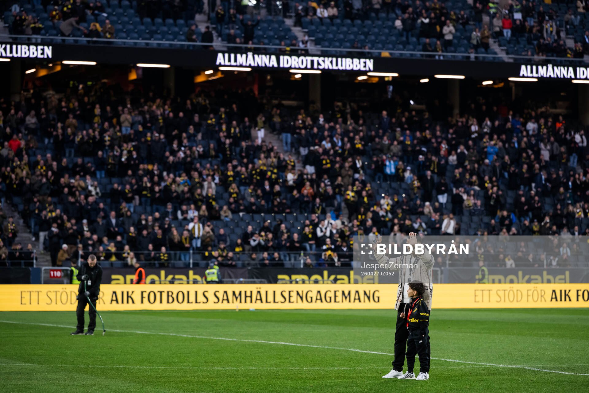 Nabil Bahoui tackas av i halvtid