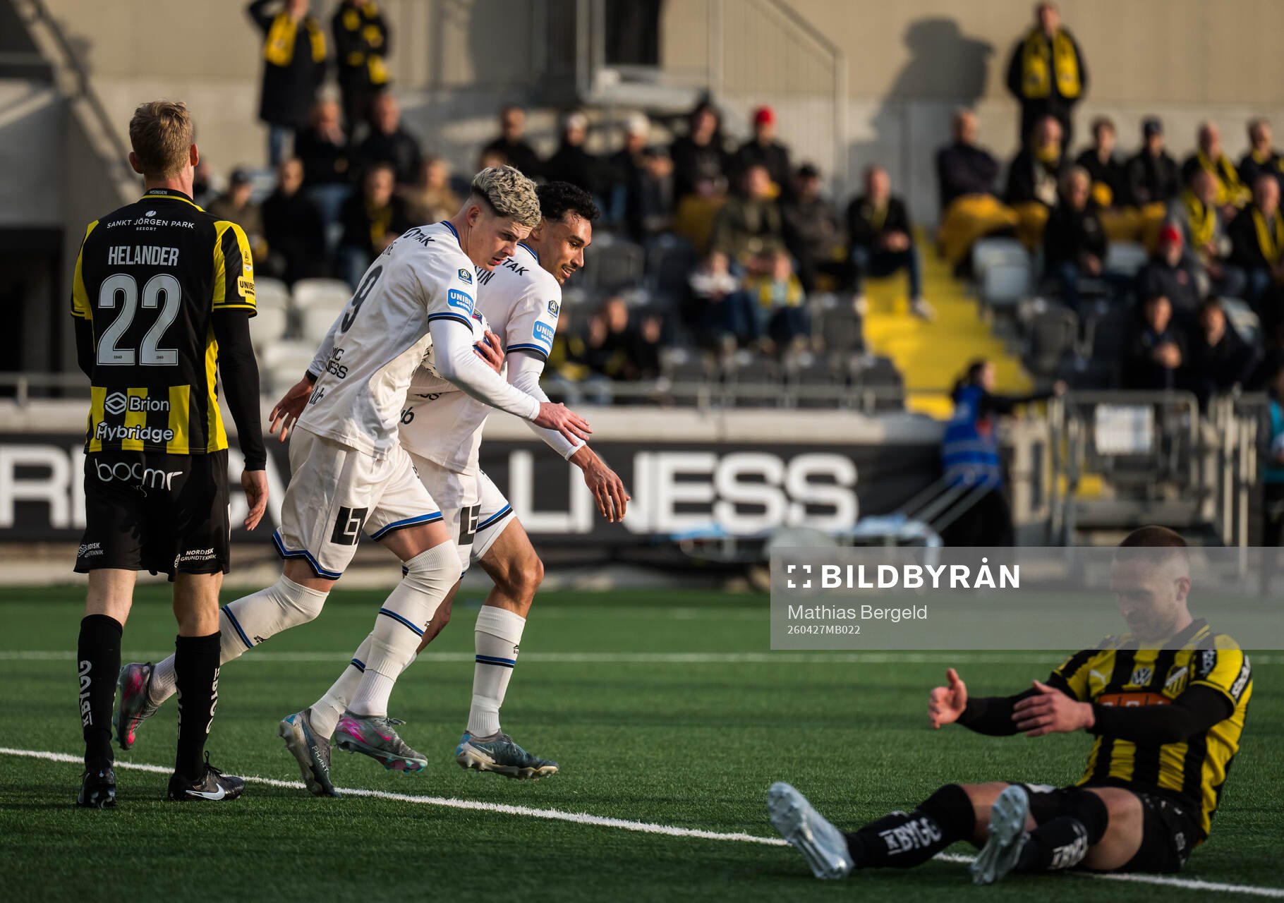 Sirius Robbie Ure och Joakim Persson jublar