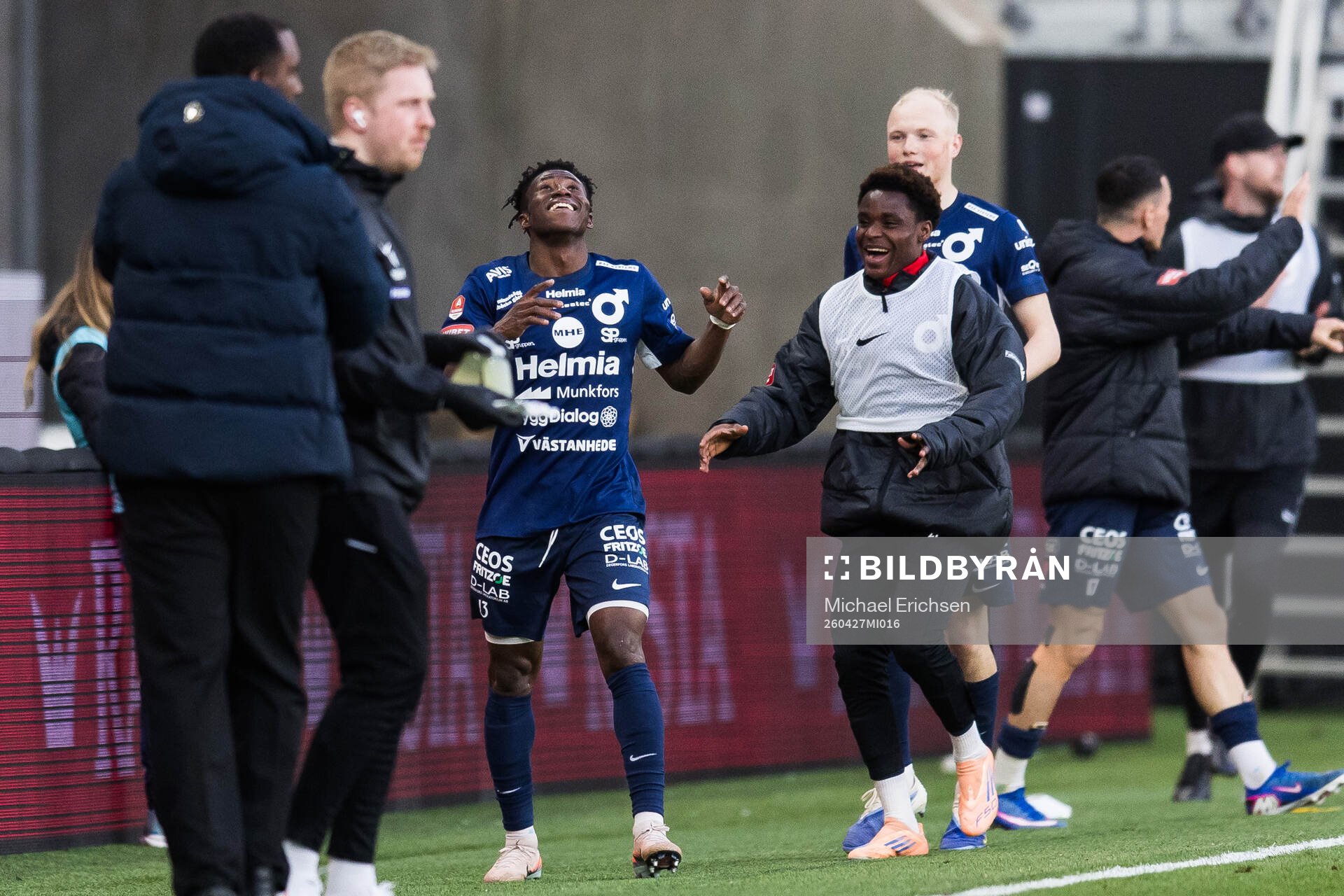 Degerfors Yiriyon Gideon Yaw jublar