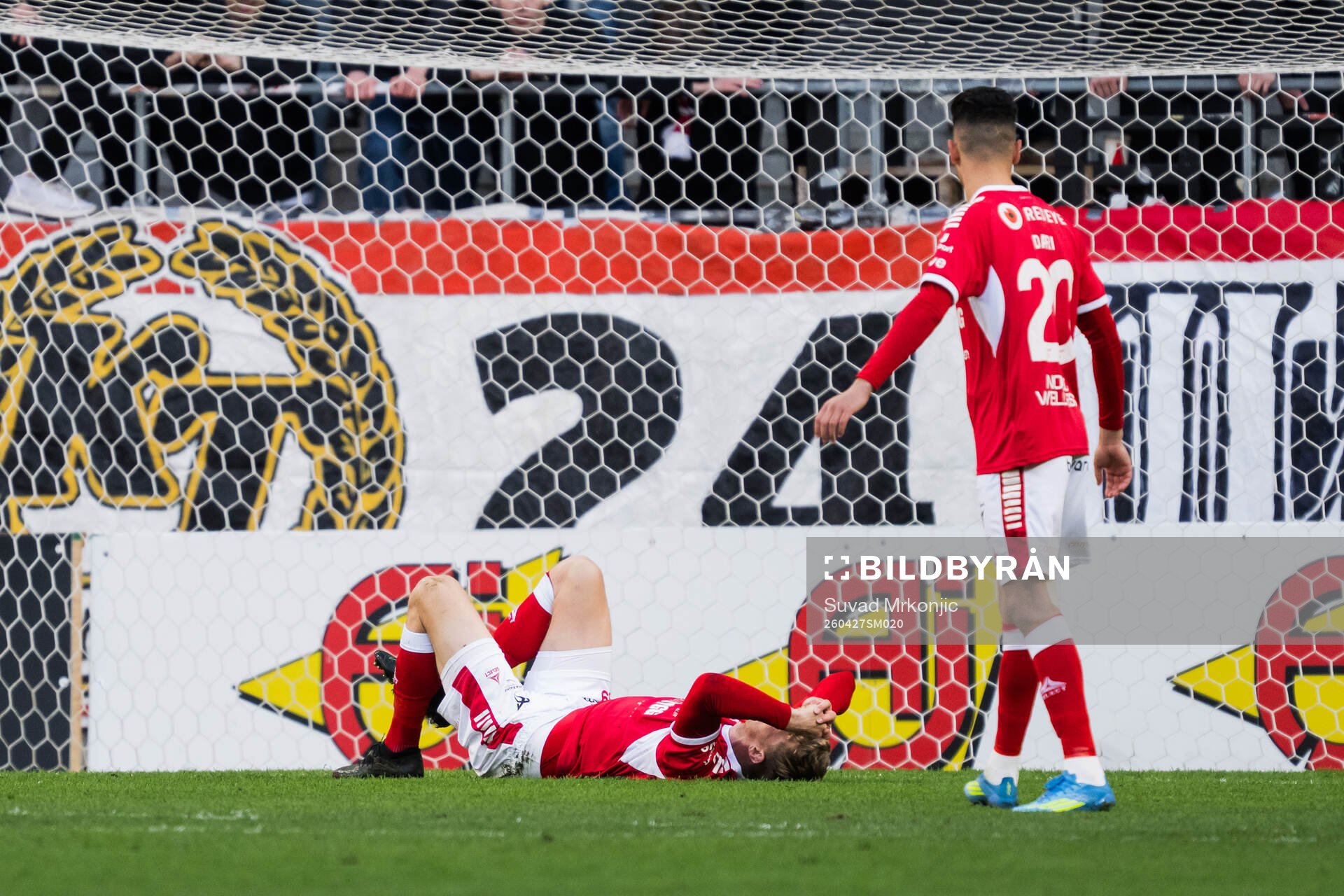 Kalmars Lars Sætra och Achraf Dari deppar