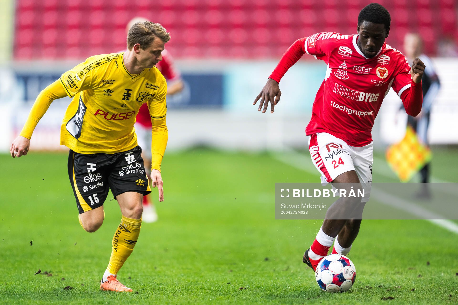 Elfsborgs Simon Hedlund och Kalmars Charles Sagoe Jr