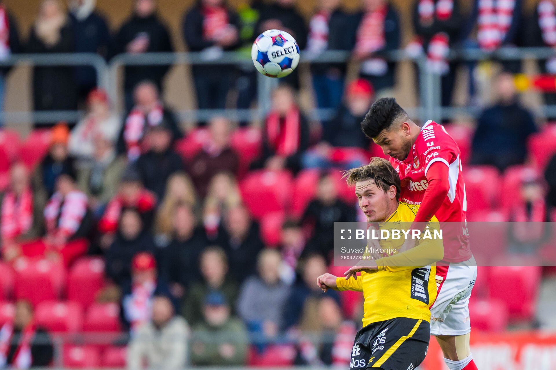 Elfsborgs Taylor Silverholt och Kalmars Achraf Dari