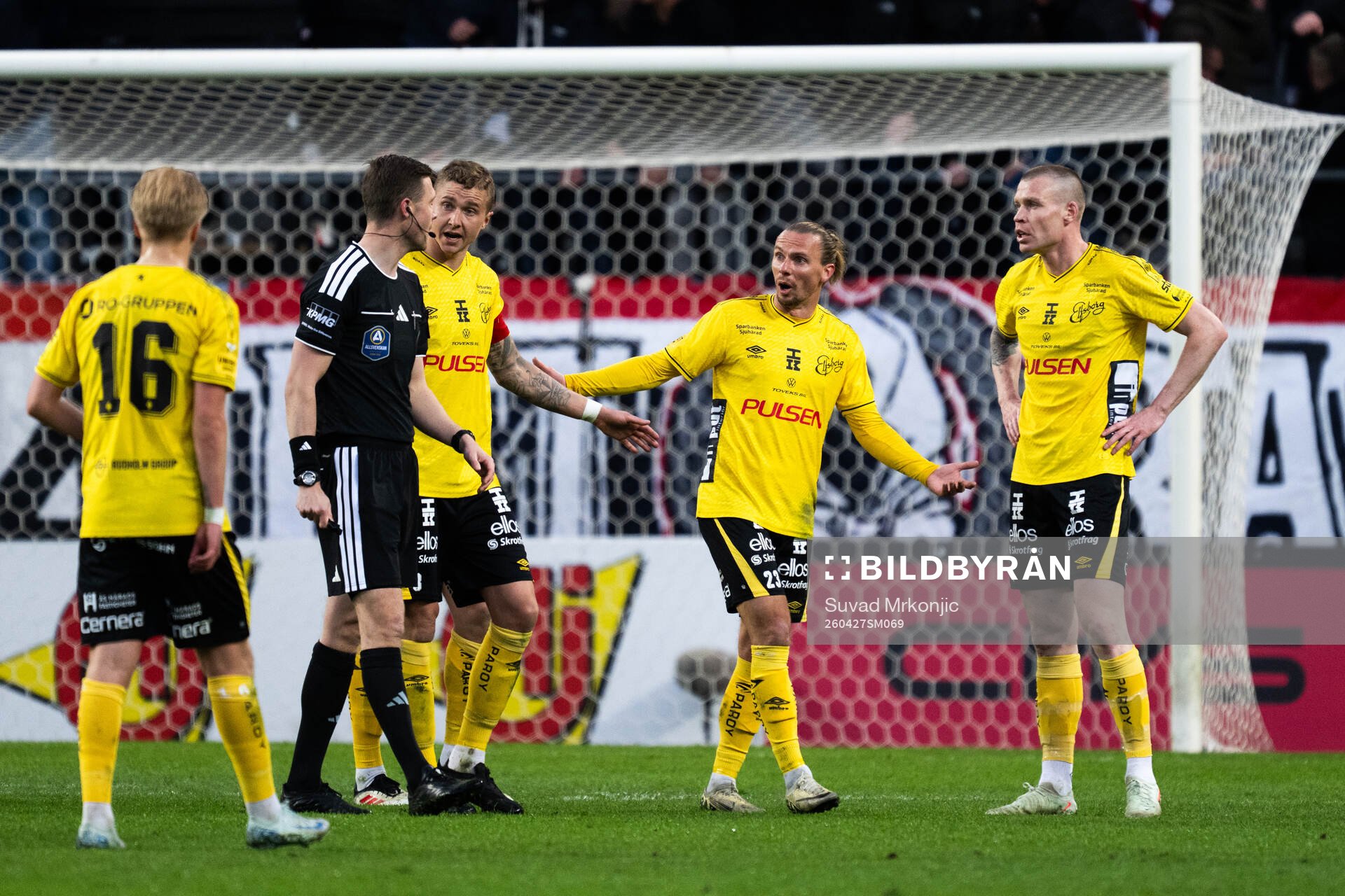 Elfsborgs Niklas Hult reagerar