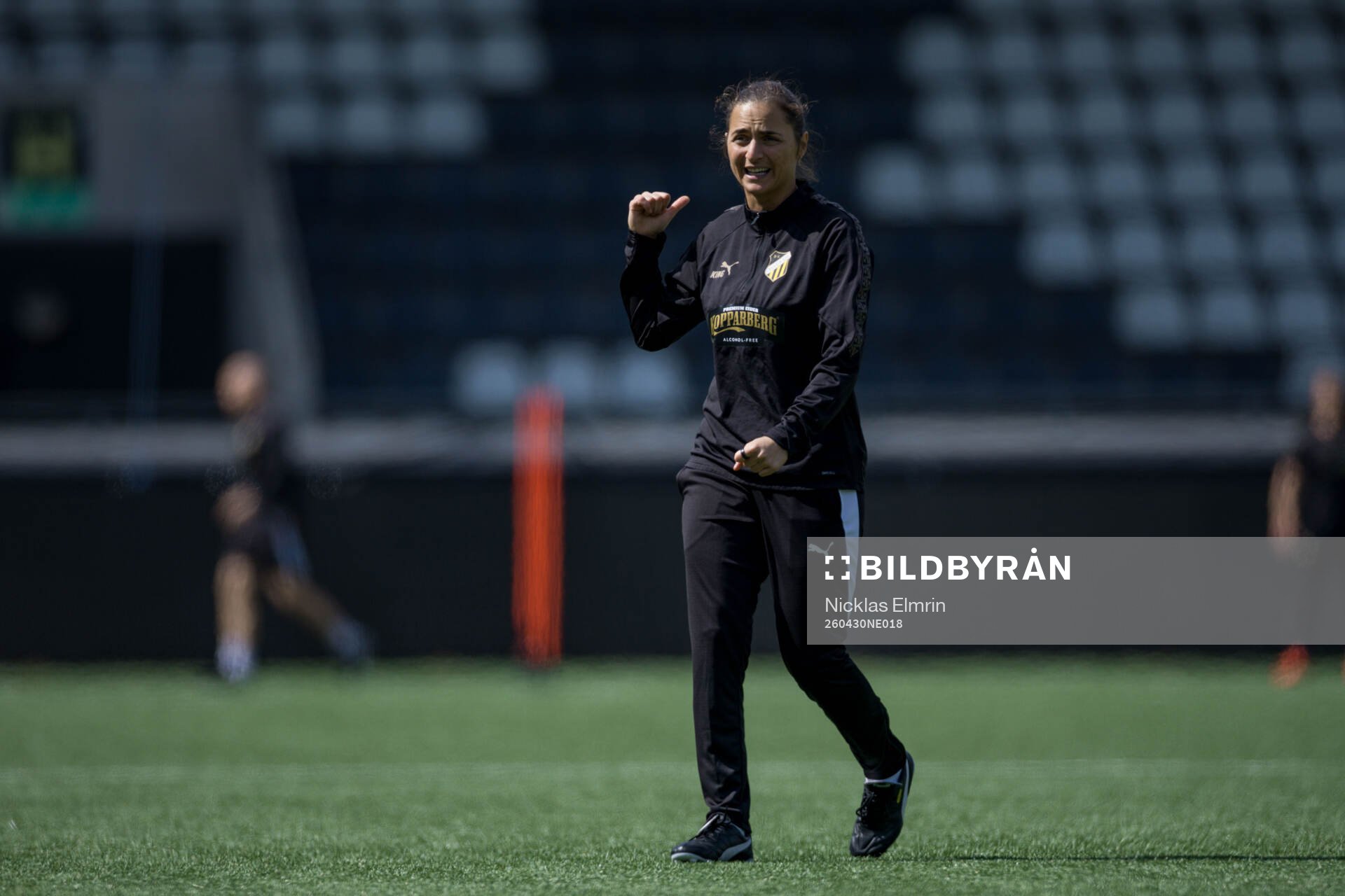 Coach Elena Sadiku