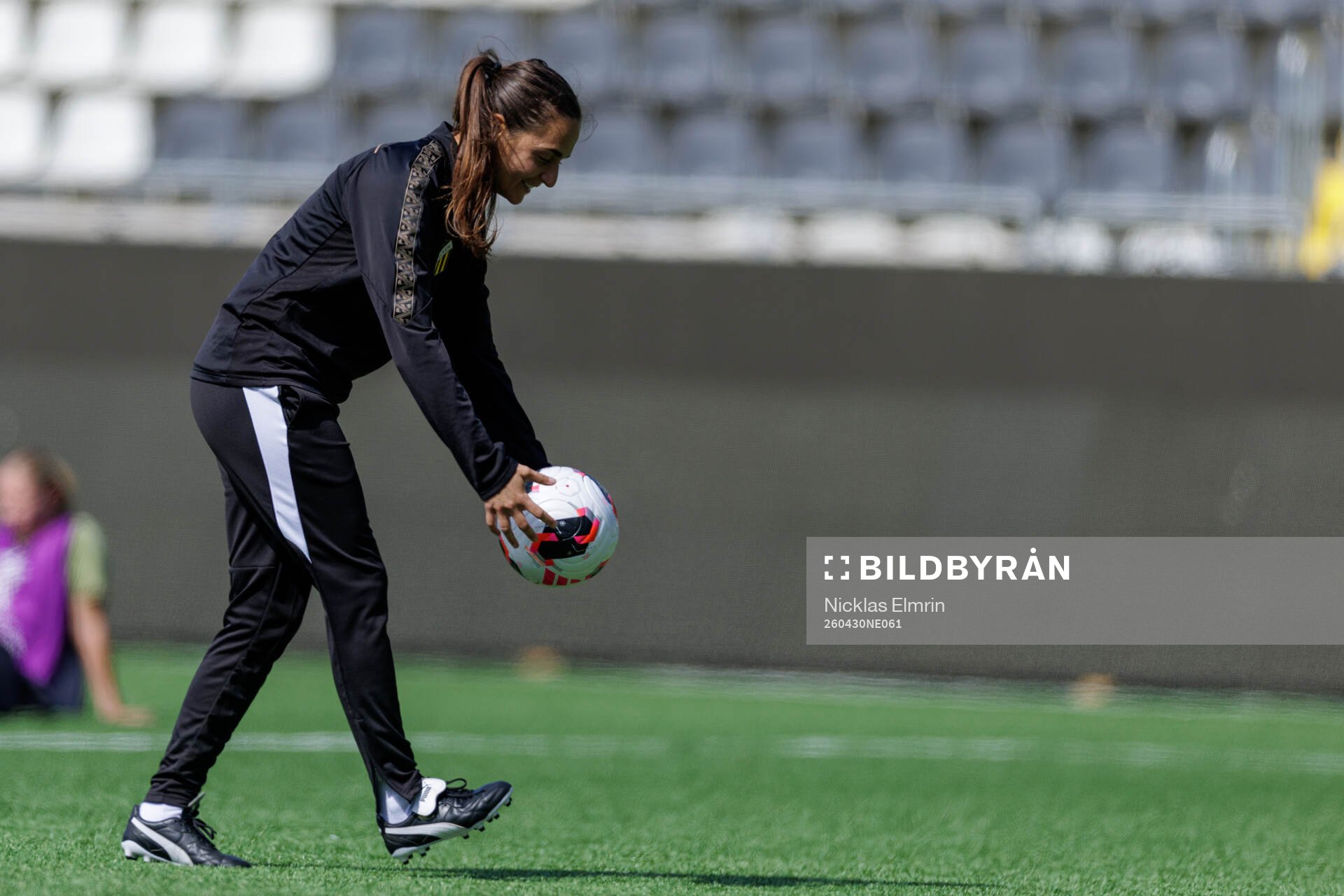 coach Elena Sadiku of Häcken