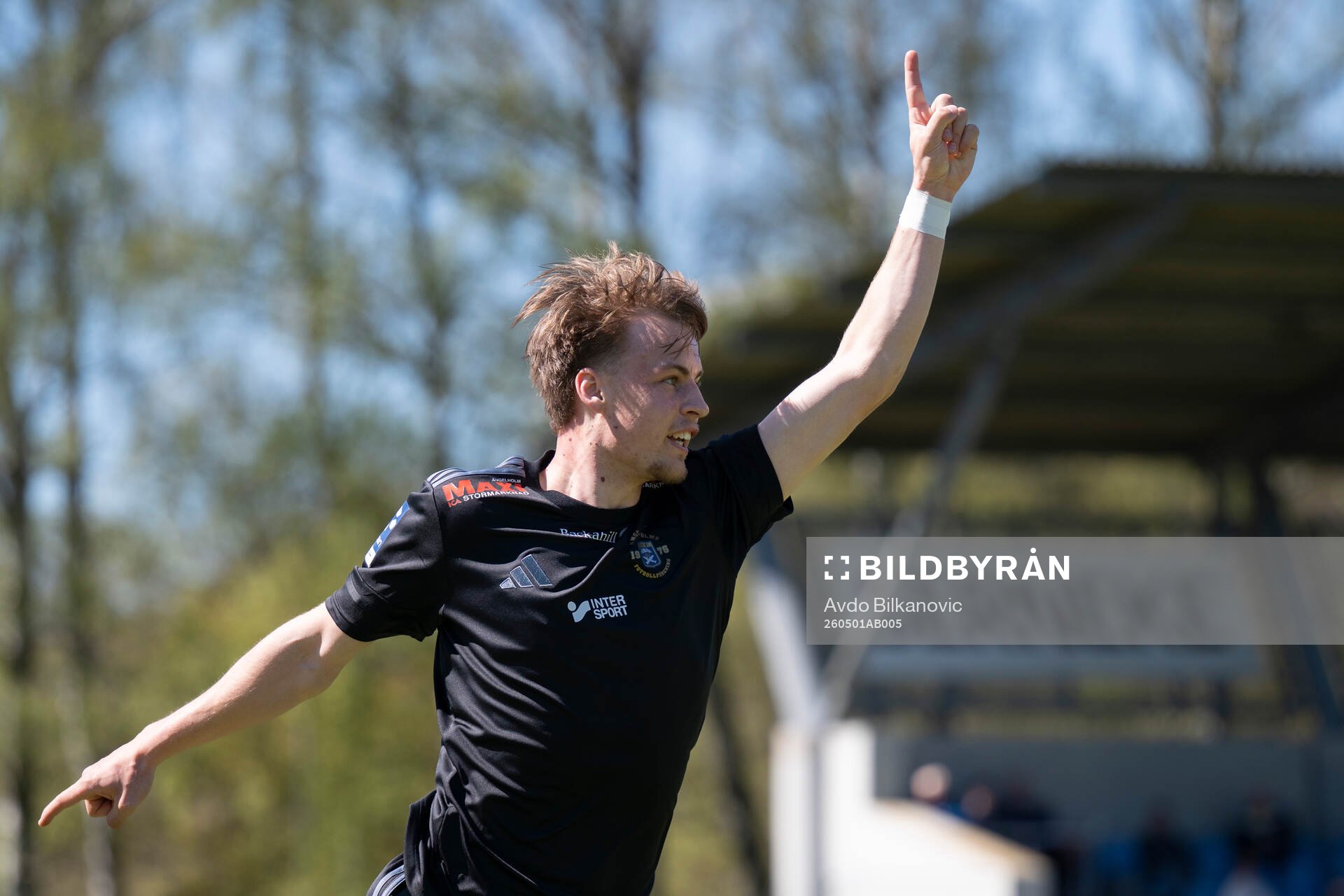 Ängelholms Vilgot Carlsson jublar