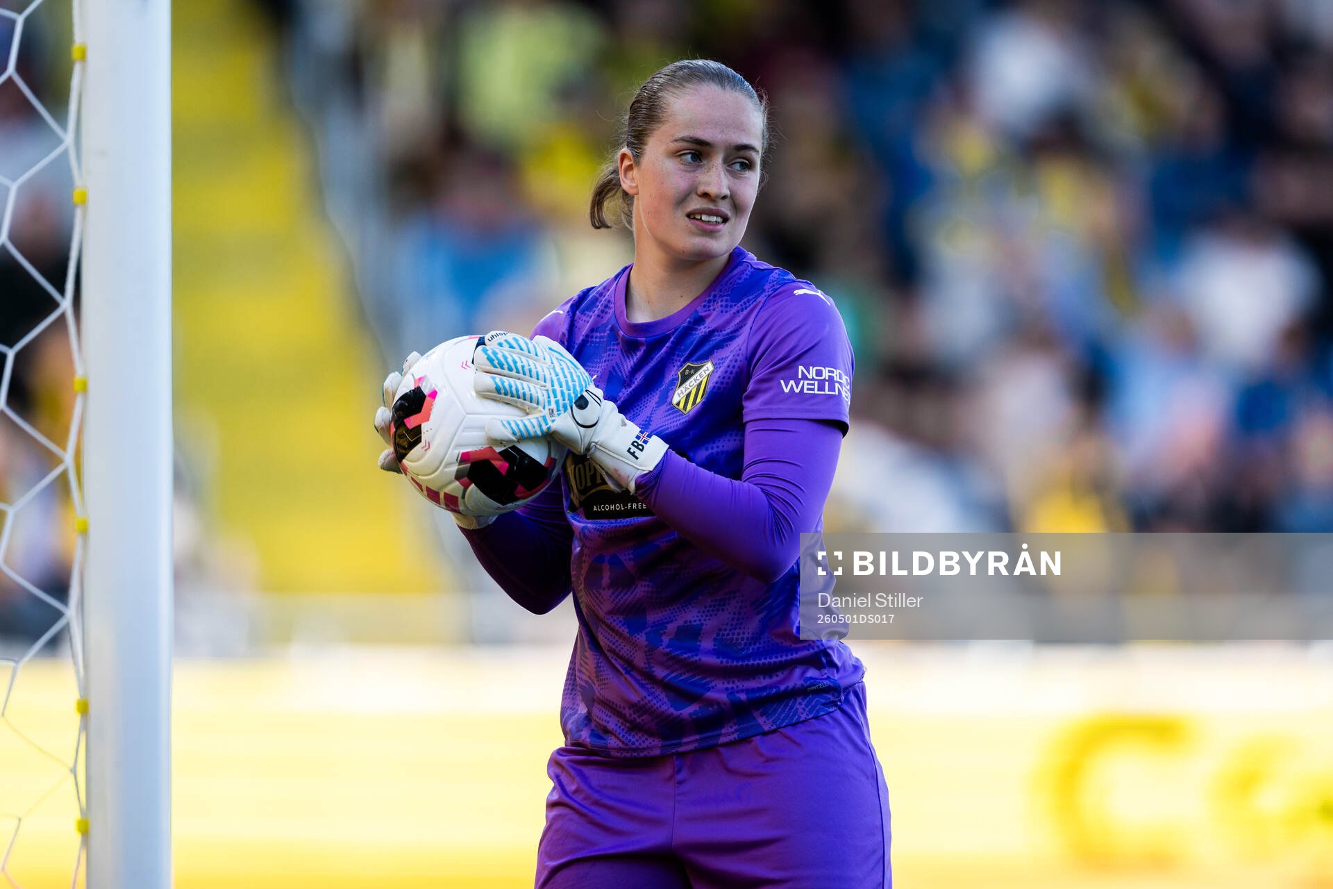 Goalkeeper Fanney Inga Birkisdottir of Häcken