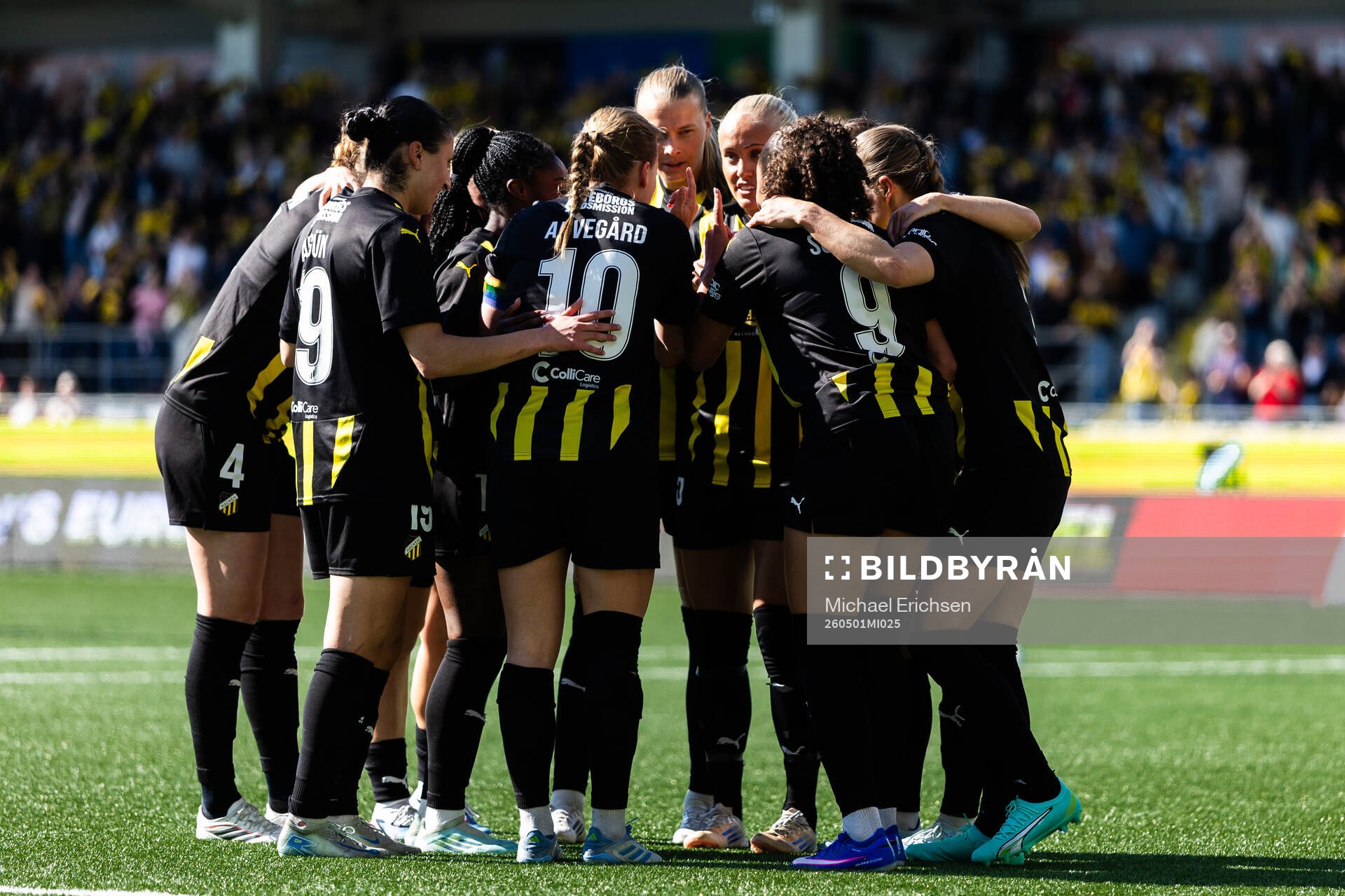 Players of Häcken celebrate