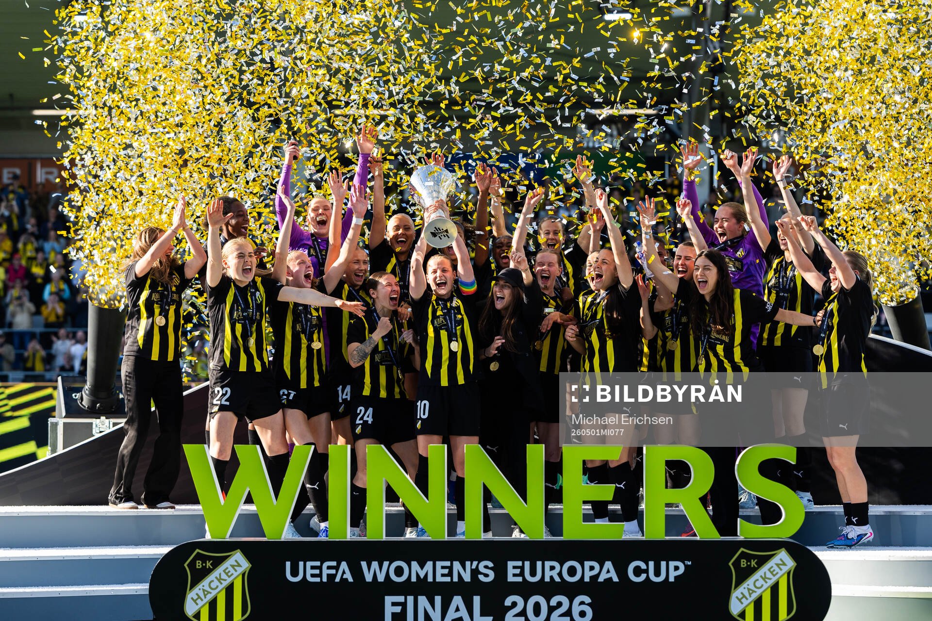 Anna Anvegård of Häcken raises the trophy as she