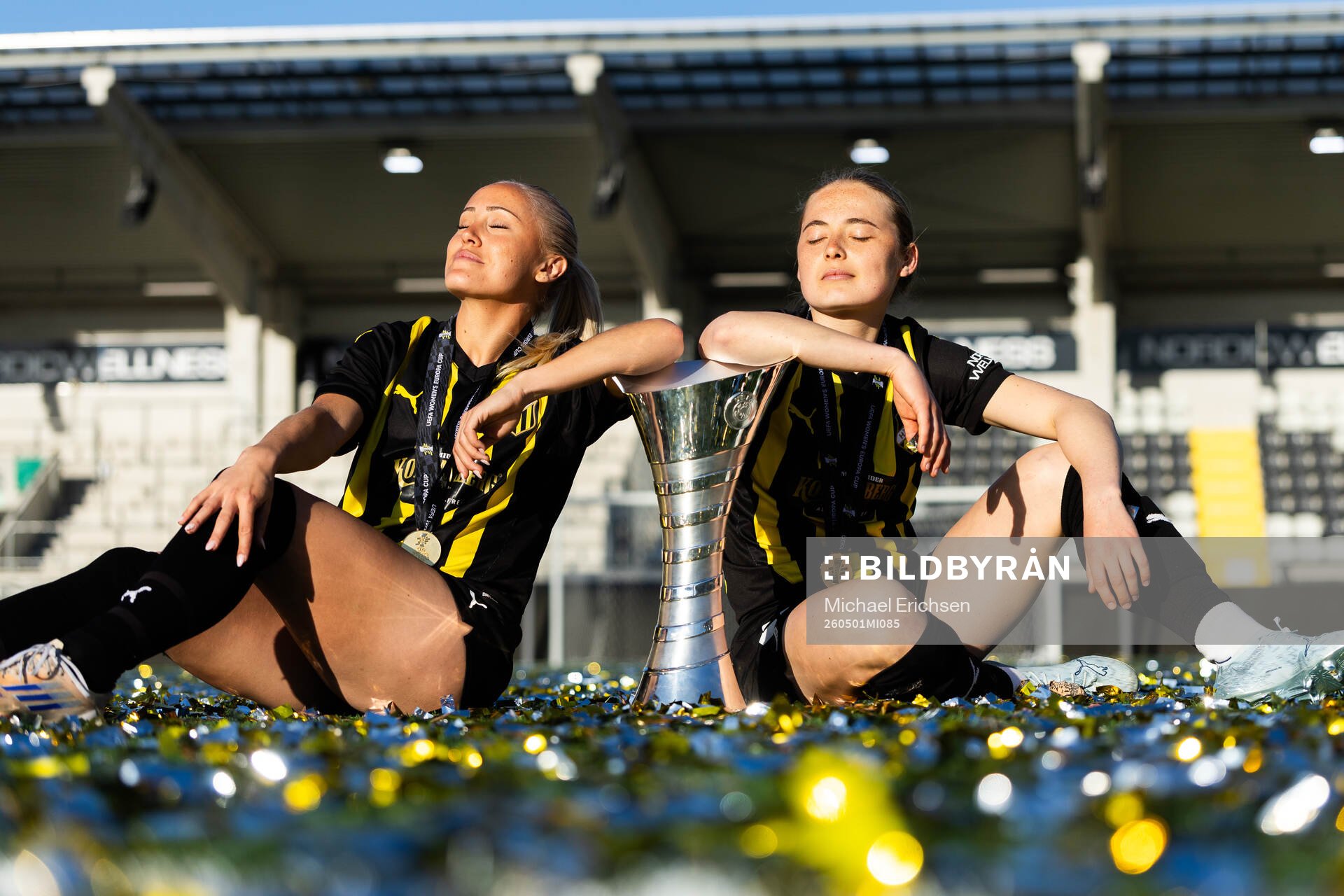 Alva Selerud and Paulina Nyström of Häcken pose with the