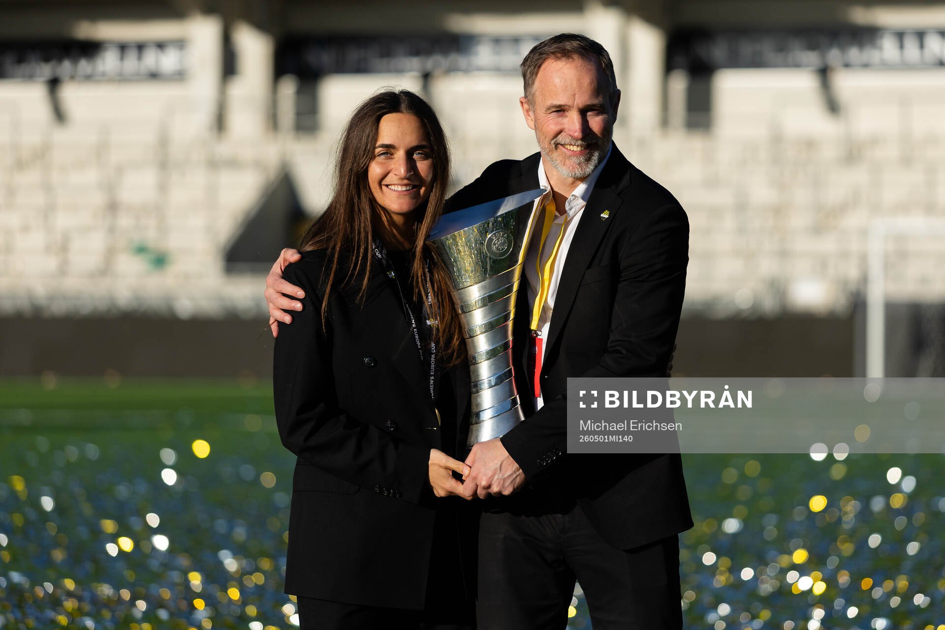 Head coach Elena Sadiku and sports director Christian