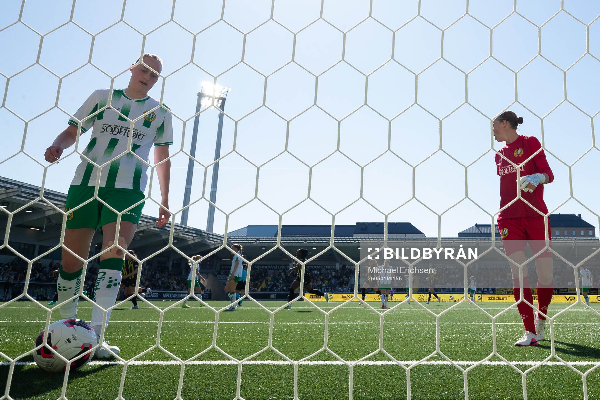 Emilie Bragstad and goalkeeper Melina Loeck look dejected