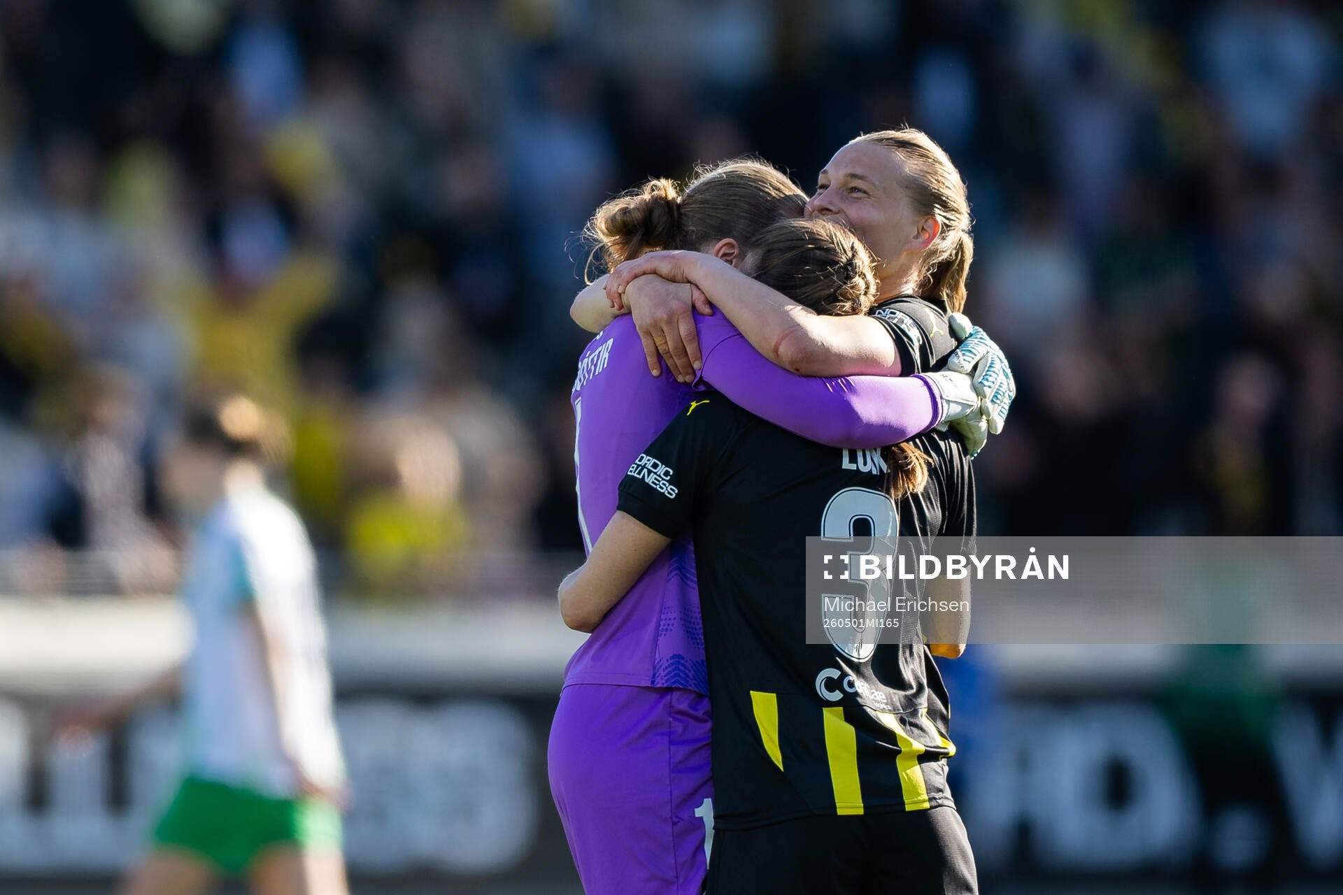 Goalkeeper Fanney Inga Birkisdottir, Stine Sandbech and