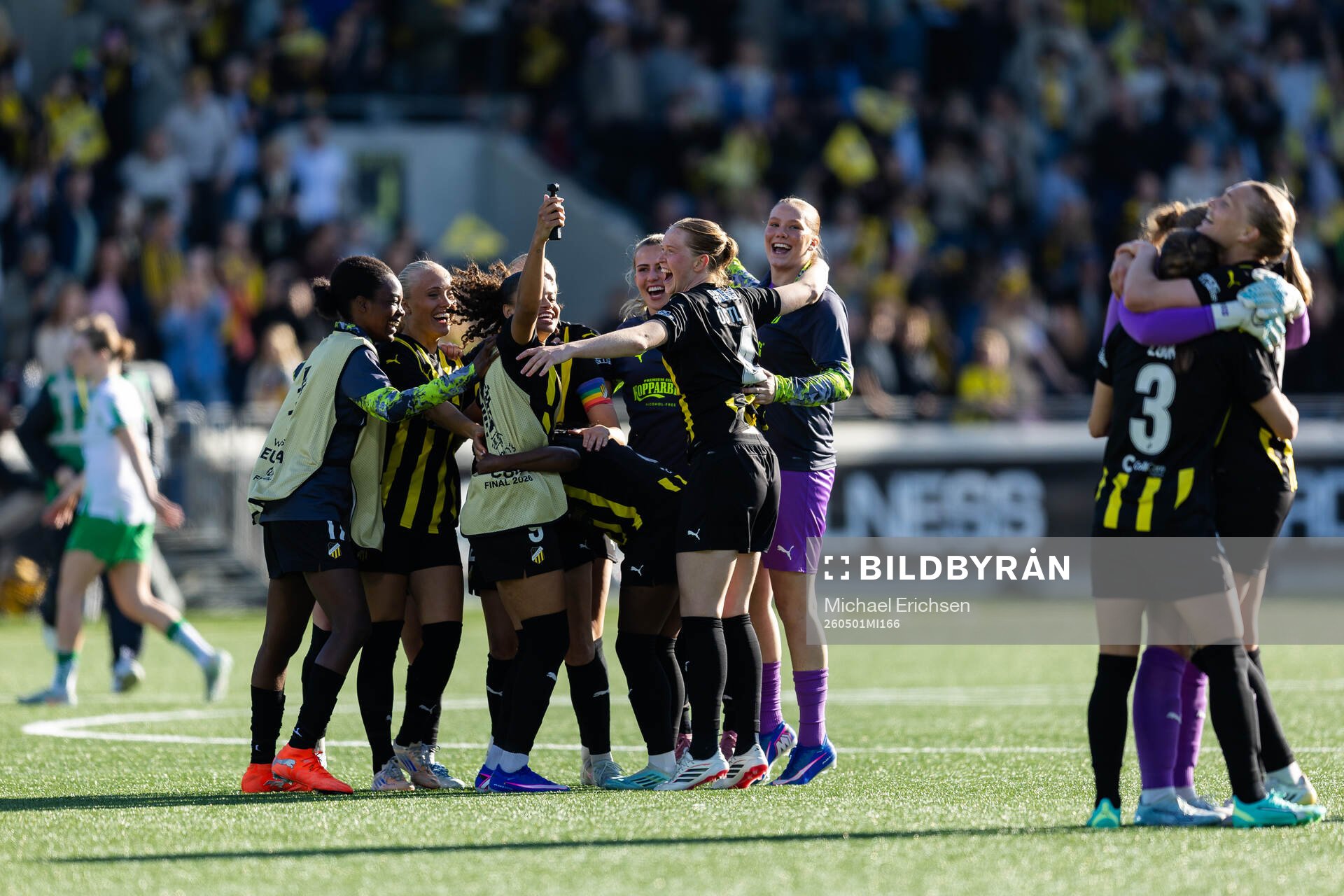 Players of Häcken celebrate