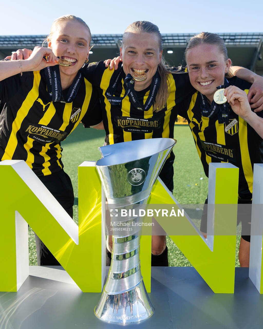 Johanna Fossdalsá Sørensen, Stine Sandbech and Pernille