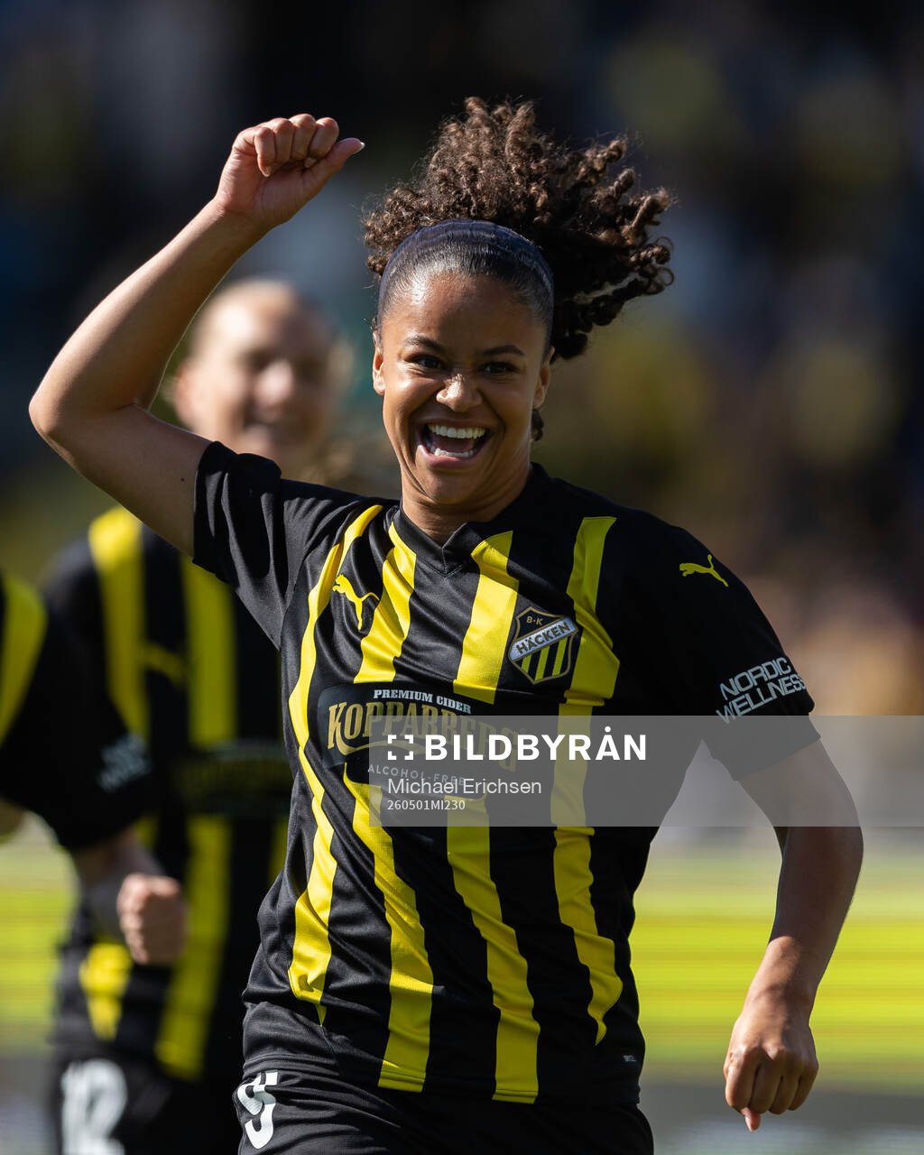 Felicia Schröder of Häcken celebrates