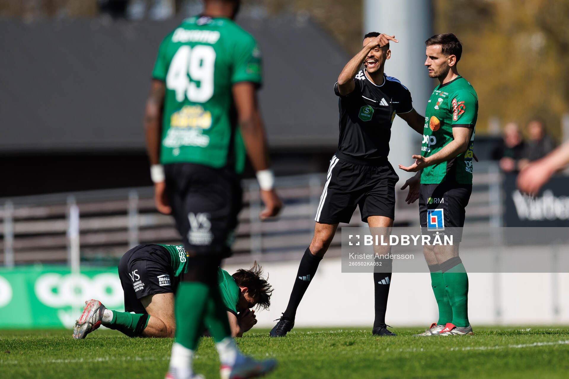 Domare Farouk Nehdi och Varbergs Erion Sadiku