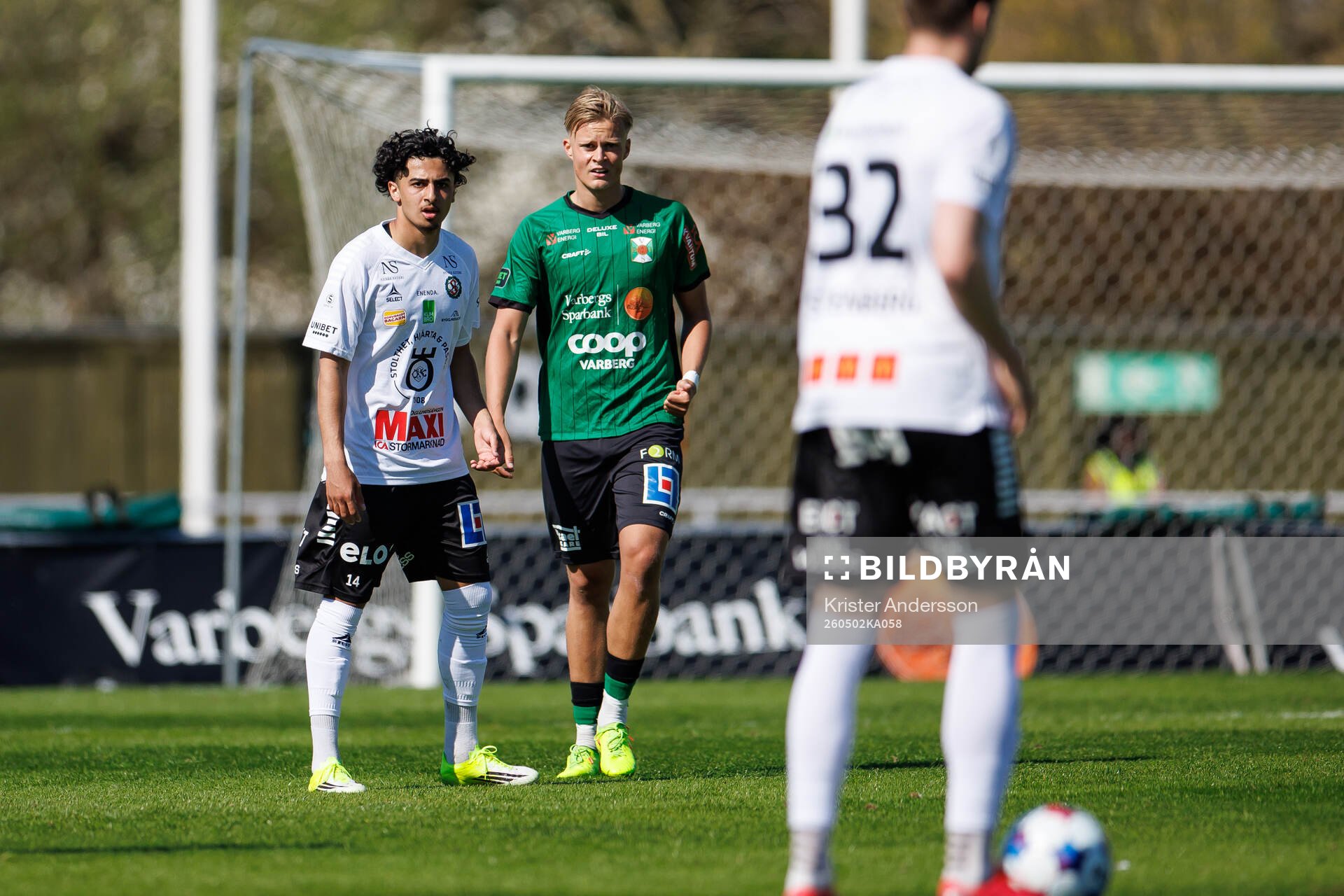 Örebros Hasan Dana och Varbergs Edvin Tellgren